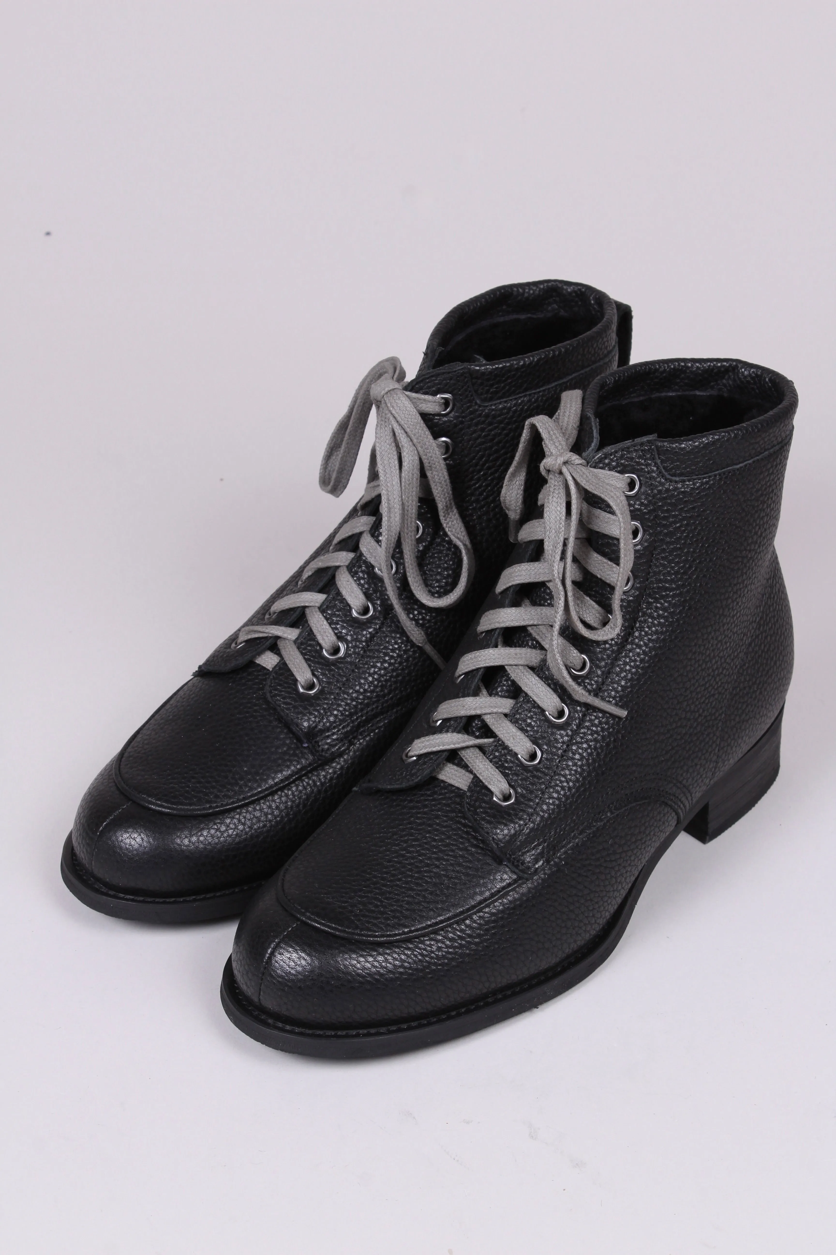 Adidas Ncaa College Team Shoes 1930s/1940s Style Winter Snow Boots with Fur - Black - Rita