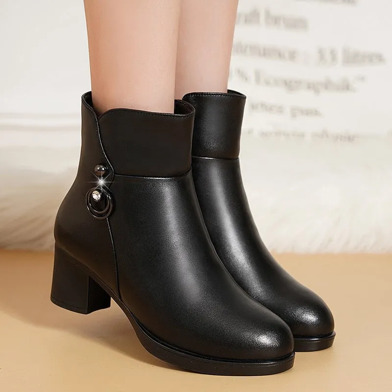 2022 NEW Fashion Soft Leather Women Ankle Boots High Heels Zipper Shoes Warm Wool Winter Boots for Women Plus Size 35-41 Snow Boots Zip Up