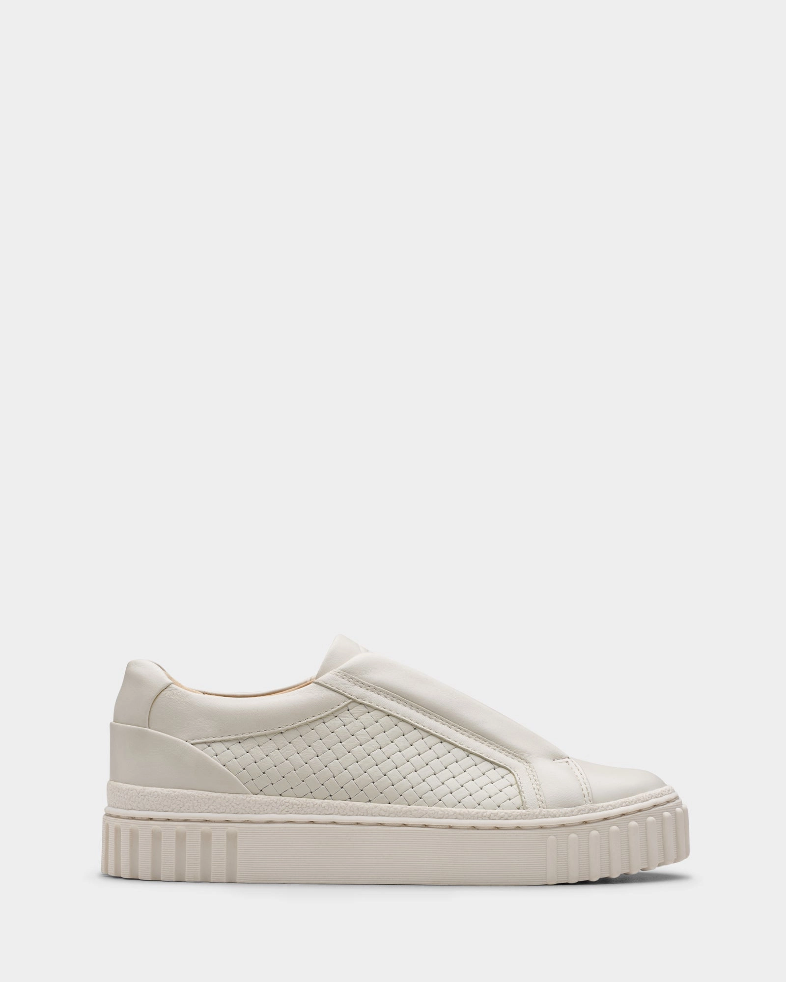 gym - goers Mayhill Bay Off White Leather