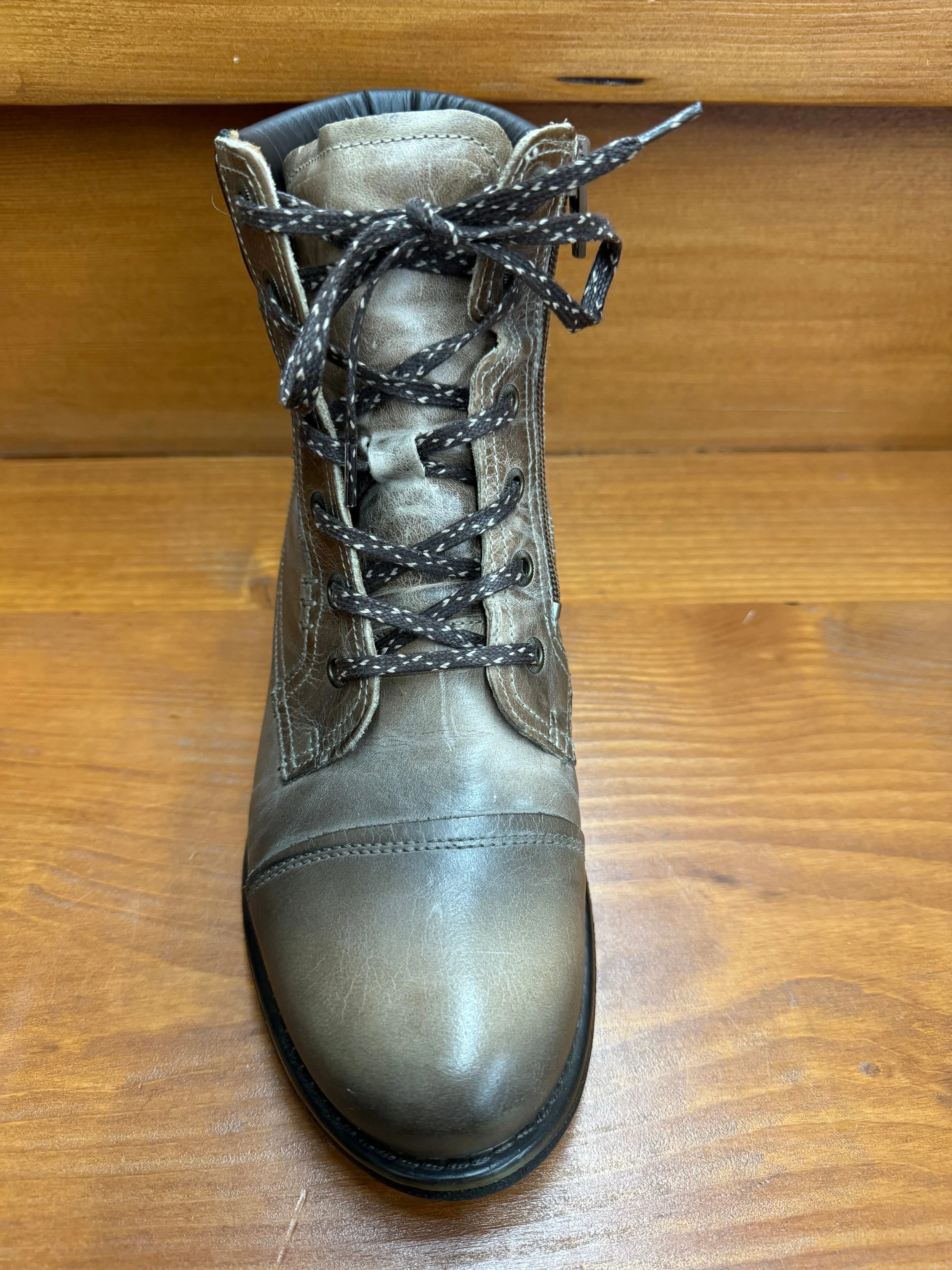 Taos Capstone Tobacco Fine Dining