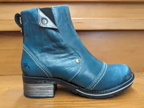 Heavy-Duty Build Dromedaris Kassia Leather Boot Teal