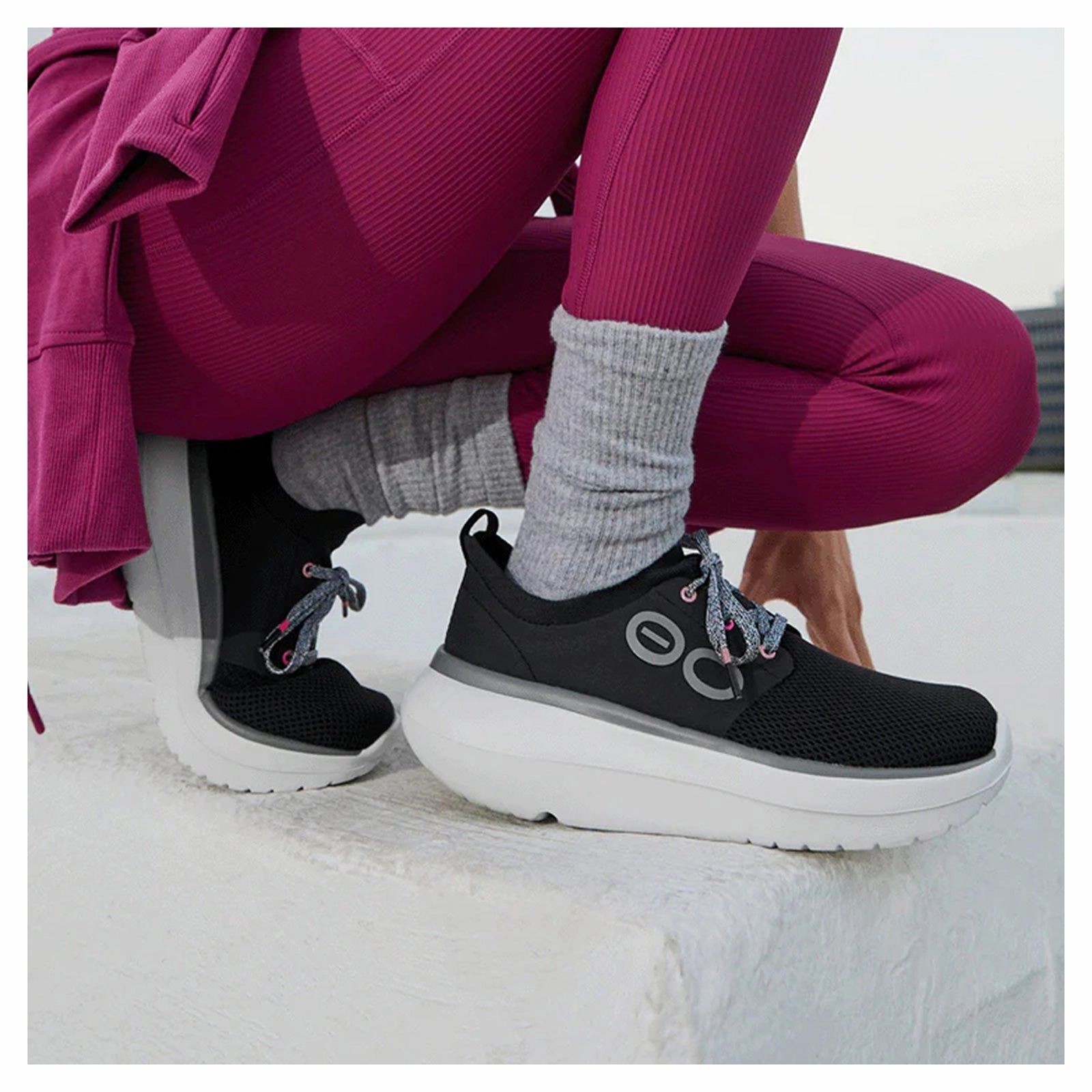 Comfort sports Women's OOfos, OOmy Stride Sneaker