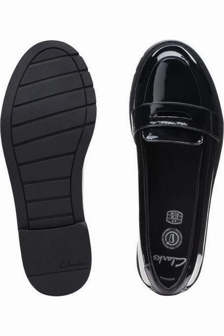 Hope Walk Clarks Scala Loafer Youth black patent