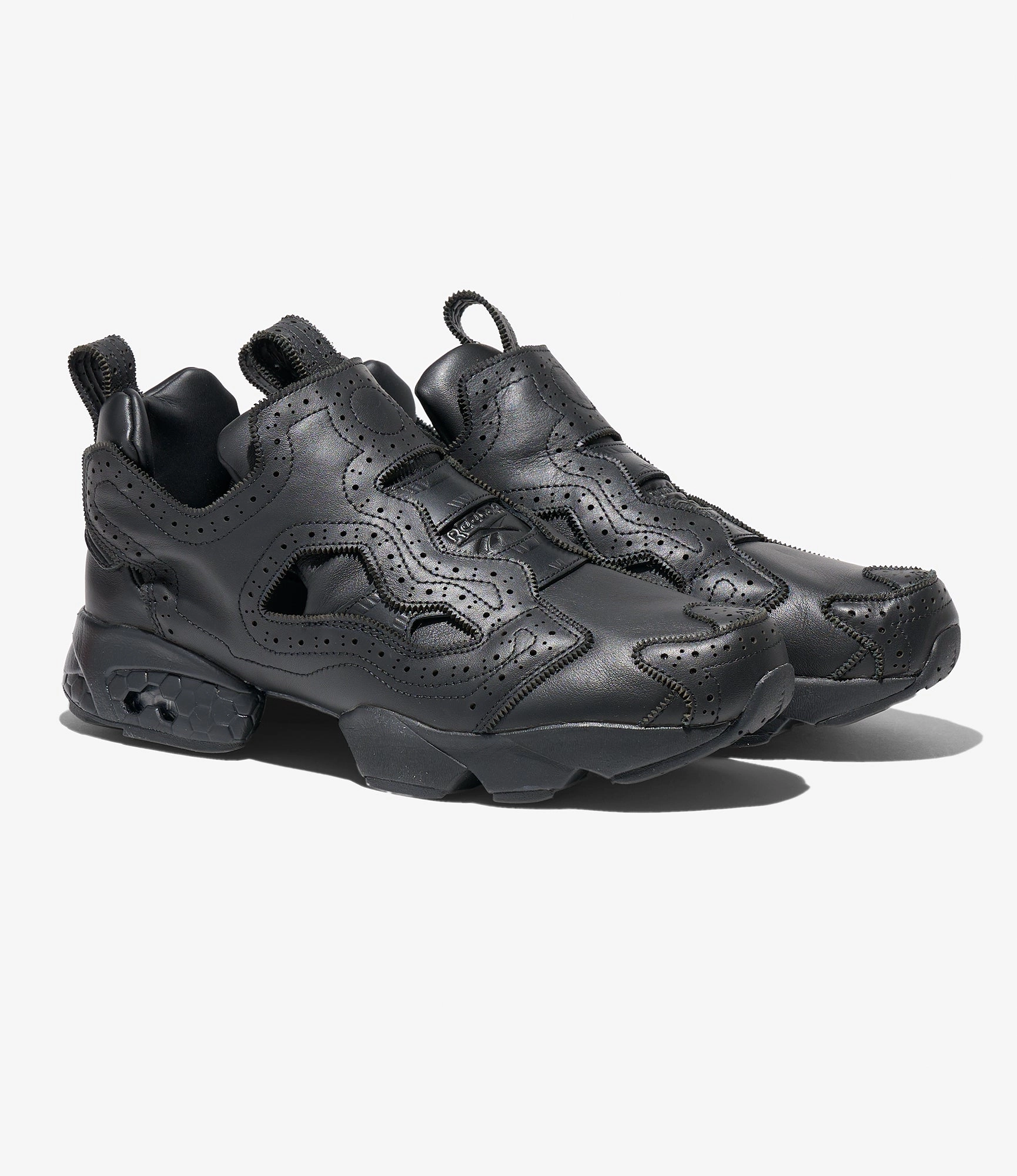 Footwear Essential EG x Reebok - Instapump Fury 94 - Black / Black