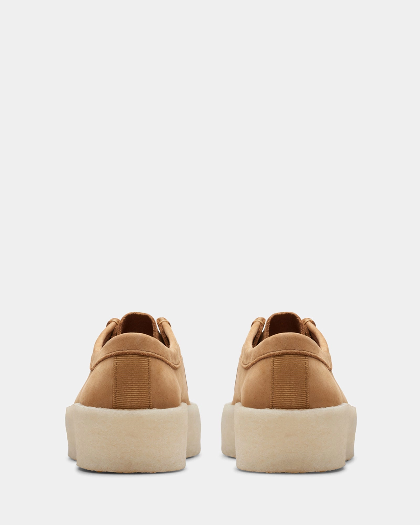 Wallabee Cup. (W) Mid Tan Nubuck Sunset Step Canvas