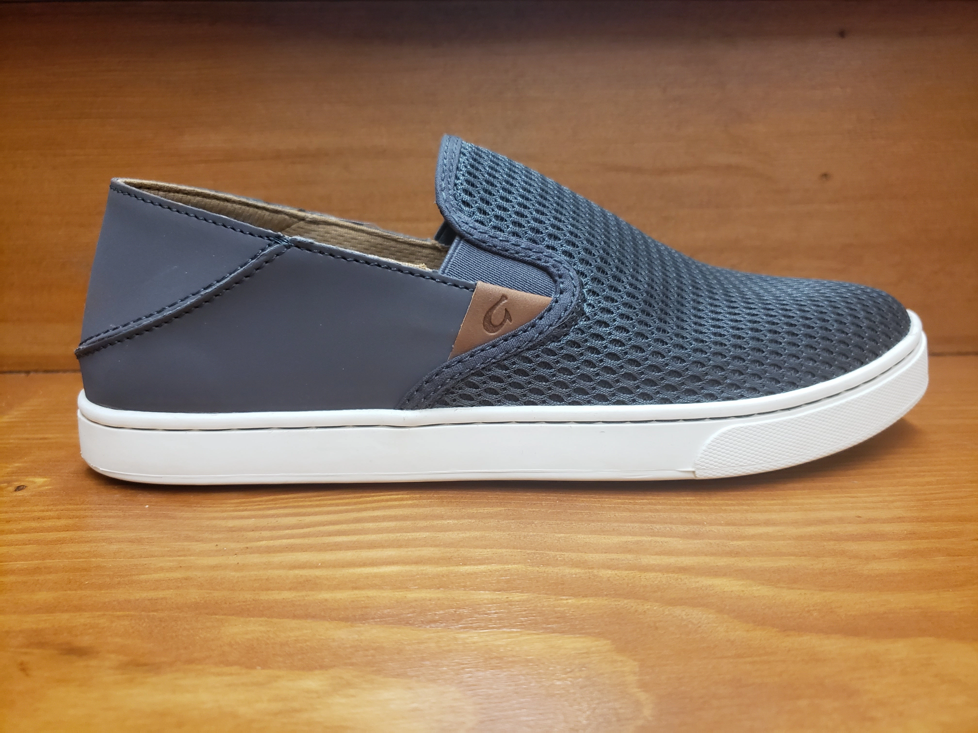 Olukai Pehuea Mesh Pavement    20271-PVPV Flip Step