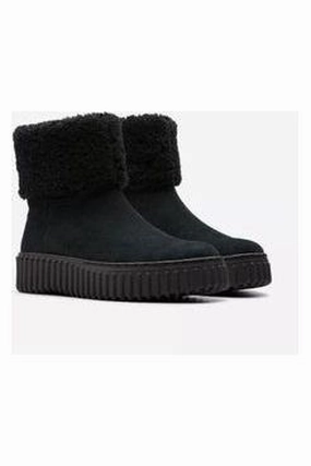 Home Style Clarks Torhill Turn in Black Wlined Suede