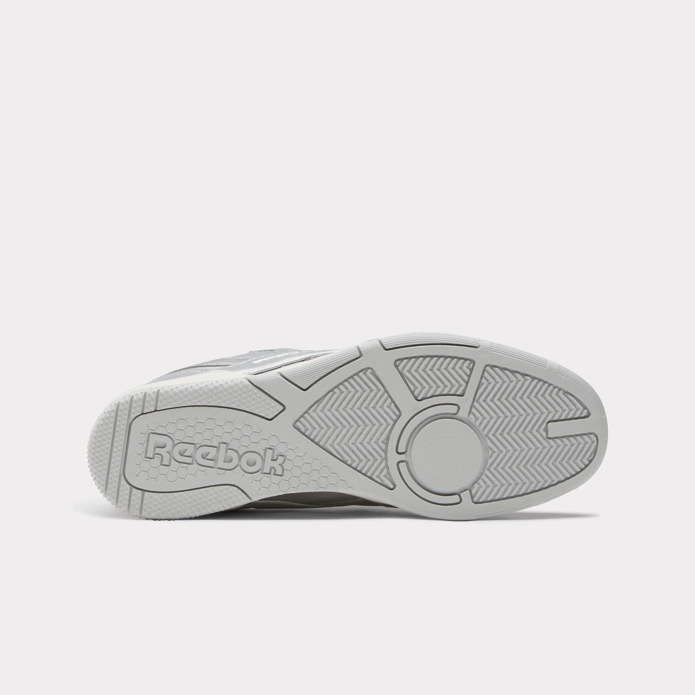Minimalist Base ScratchResistantSurface EG x Reebok - BB 4000 II - Silver