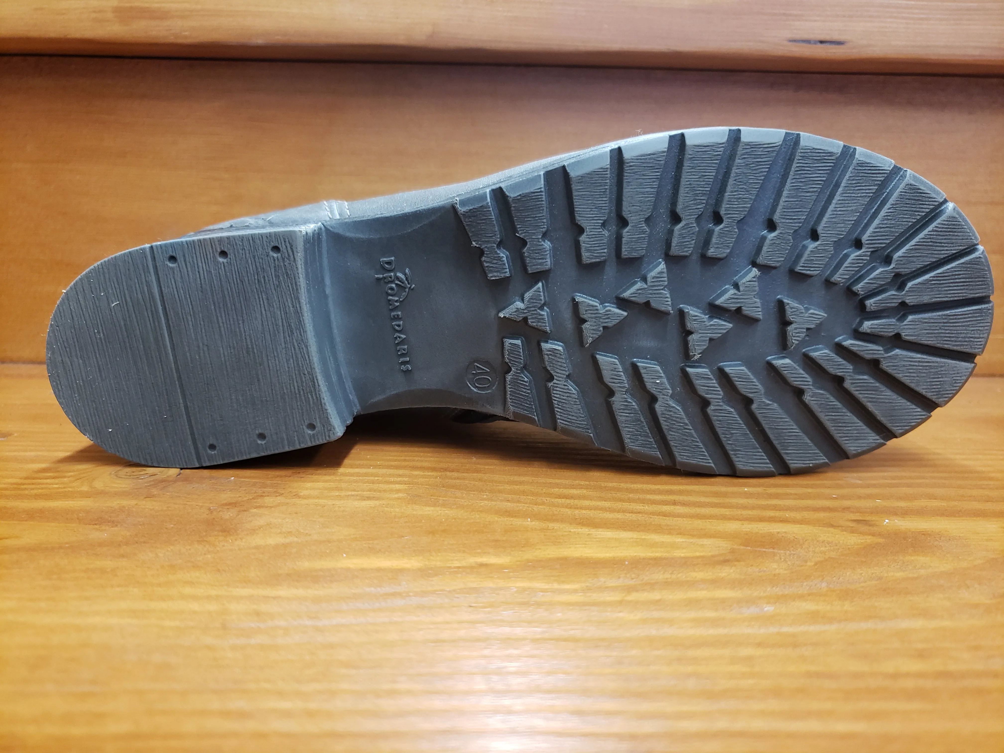 Dromedaris Kelyn Slate Adjustable buckle