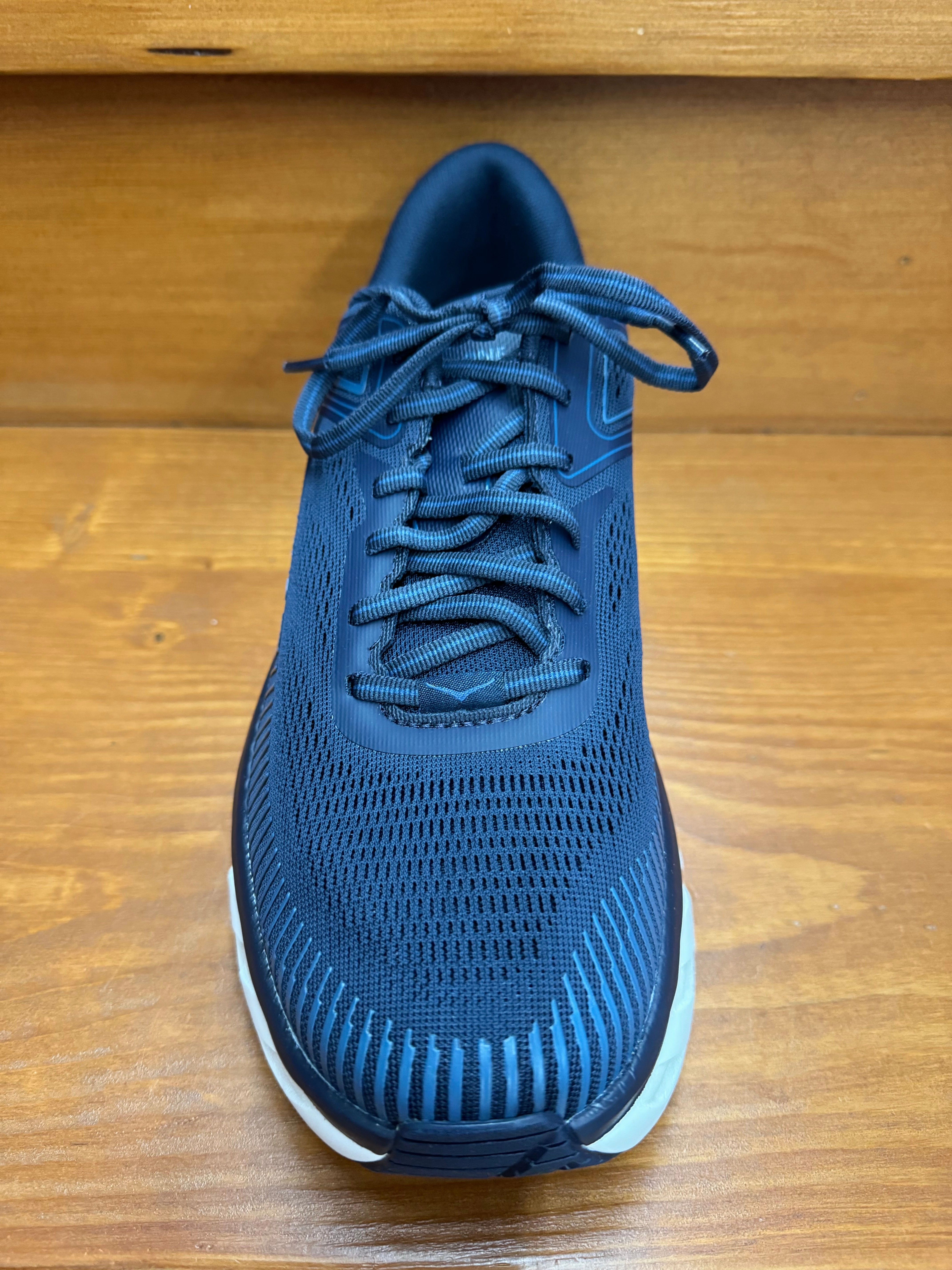 Closed Toe Hoka Bondi 7 Outerspace/White 1110518 OTRS & 1110530 OTRS