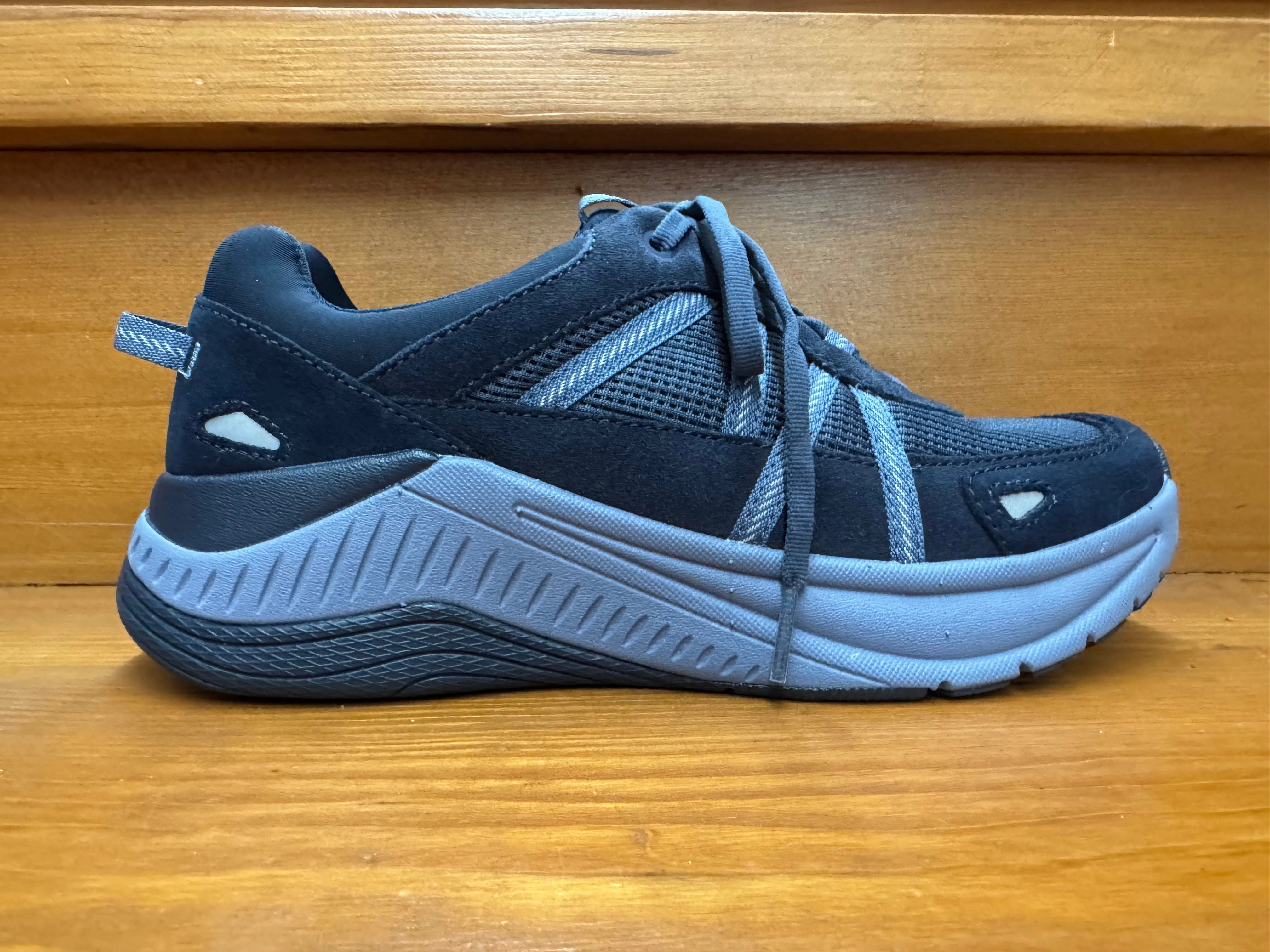 Pronation control Dansko Poppy Navy Suede