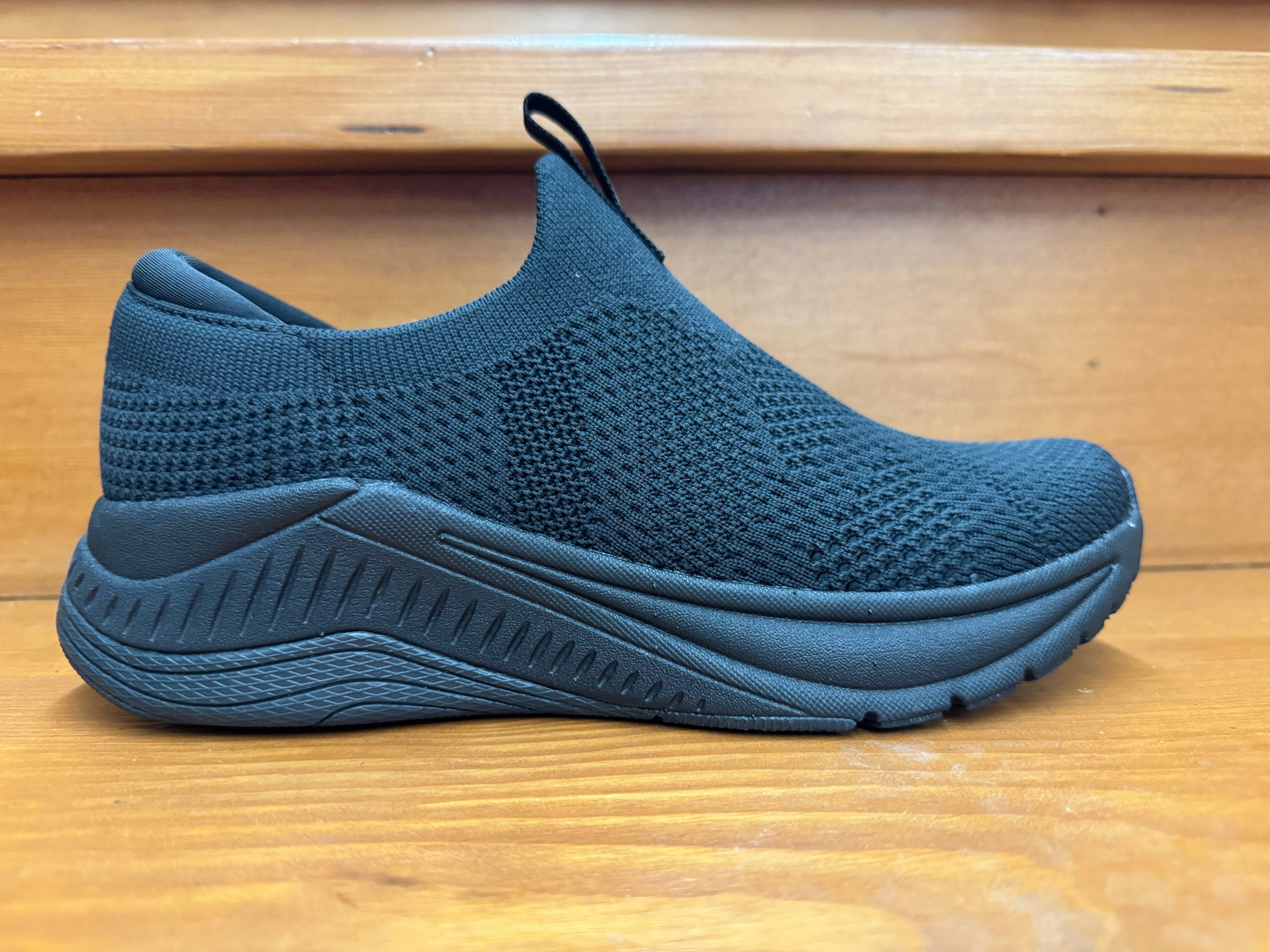 Dansko Pep Black Knit Road Fit Breathable Material