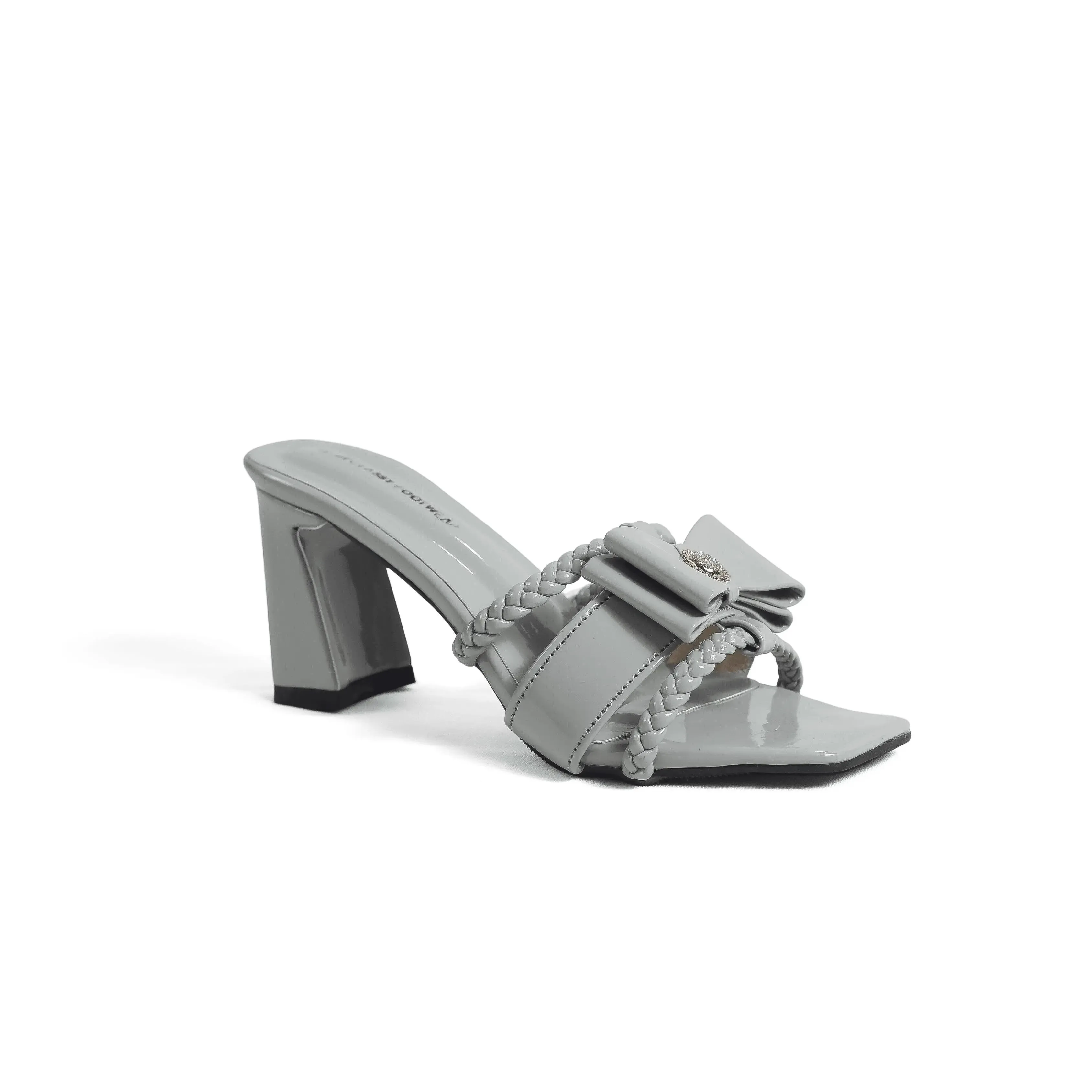 Popular New Balance Shoes Womens Black Heels: A Perfect Pair from Nawabi Shoes BD