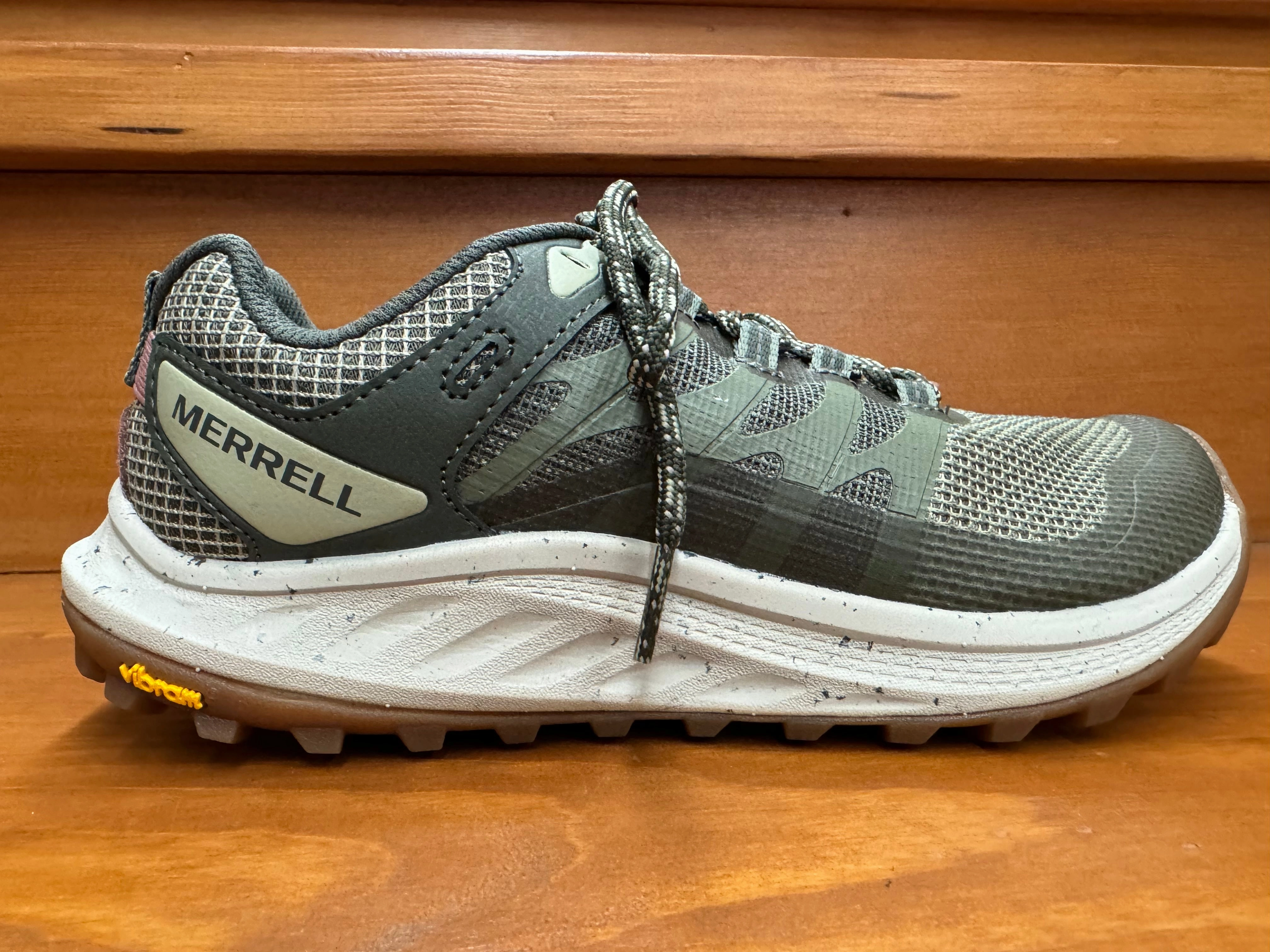 grassy shoes Merrell Antora 3 Lichen J067602