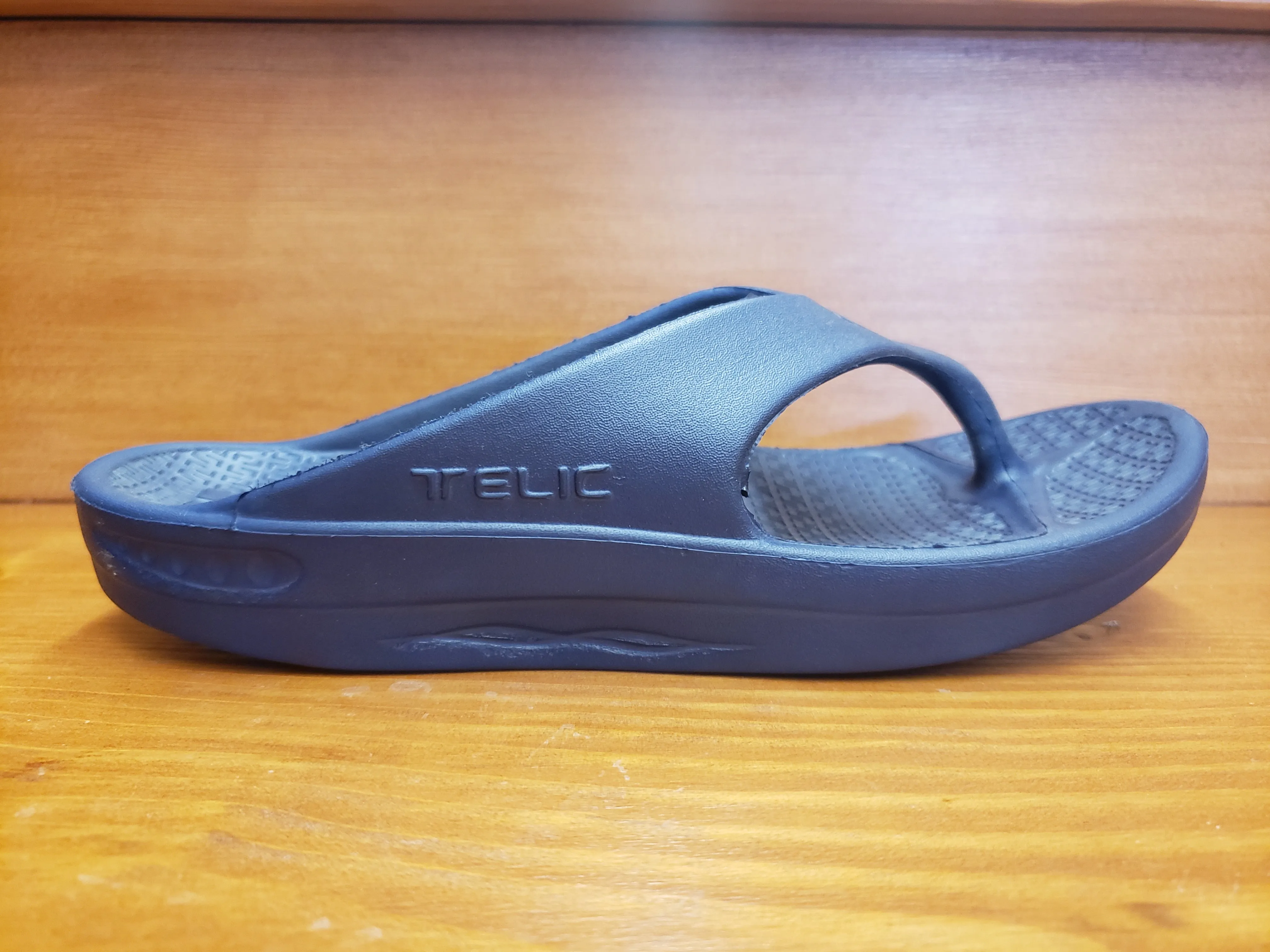 Telic Flip Ocean 3XS-ML Stylish and Practical Lightweight