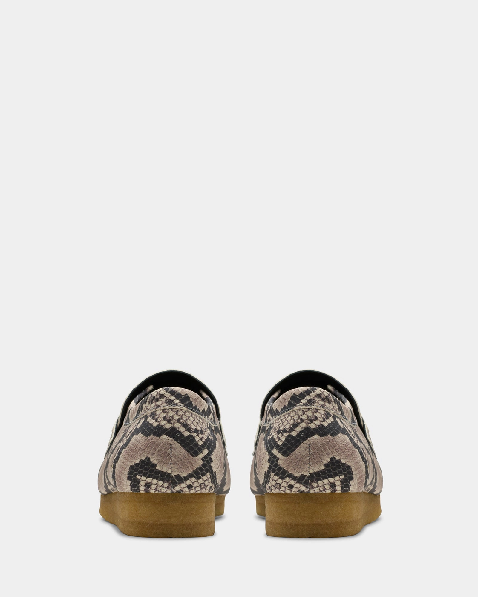 WALLABEE LOAFER (M) Grey Snake Lea Dusk Walk