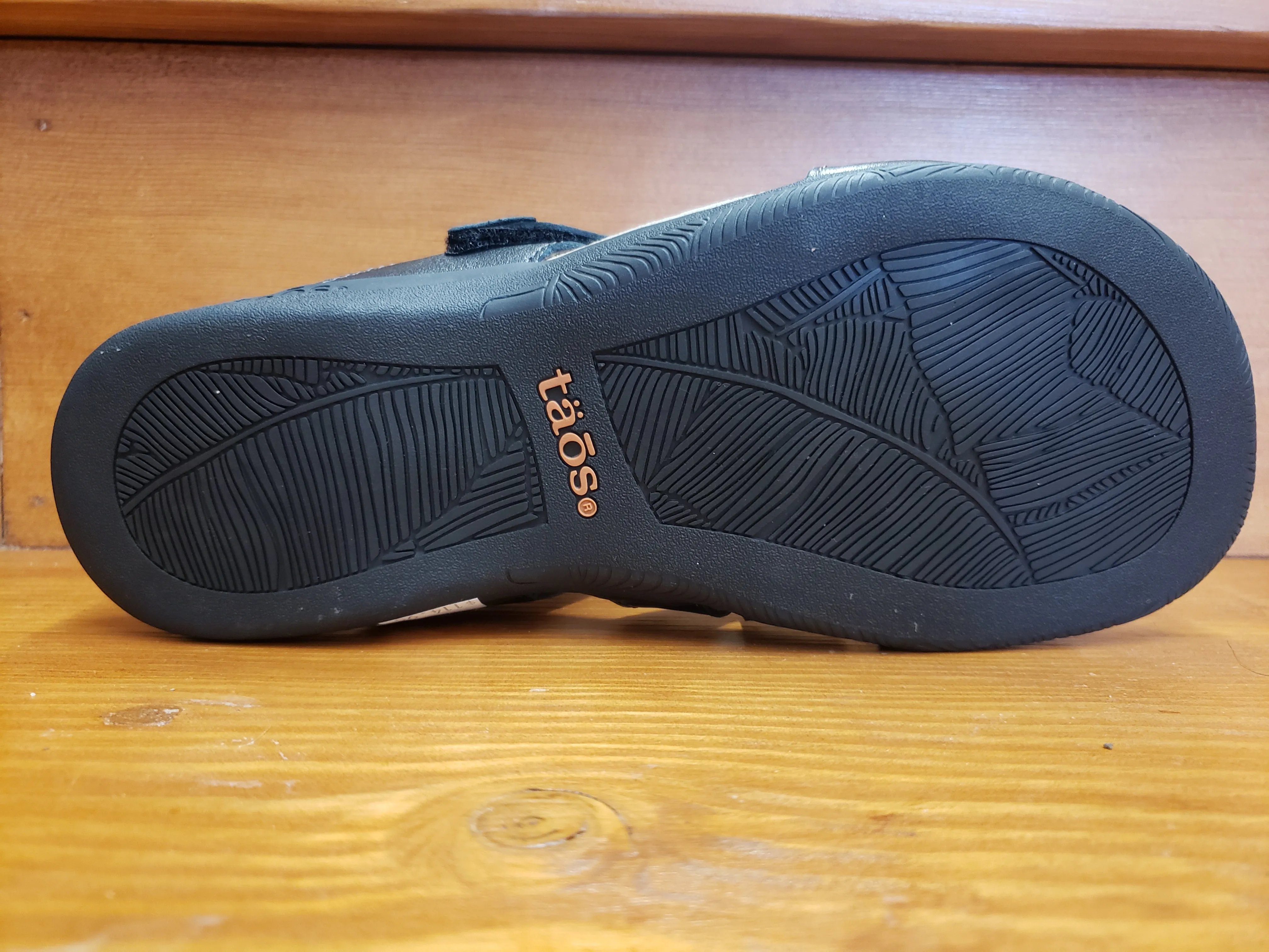 Taos Double U Black leather All Rounder