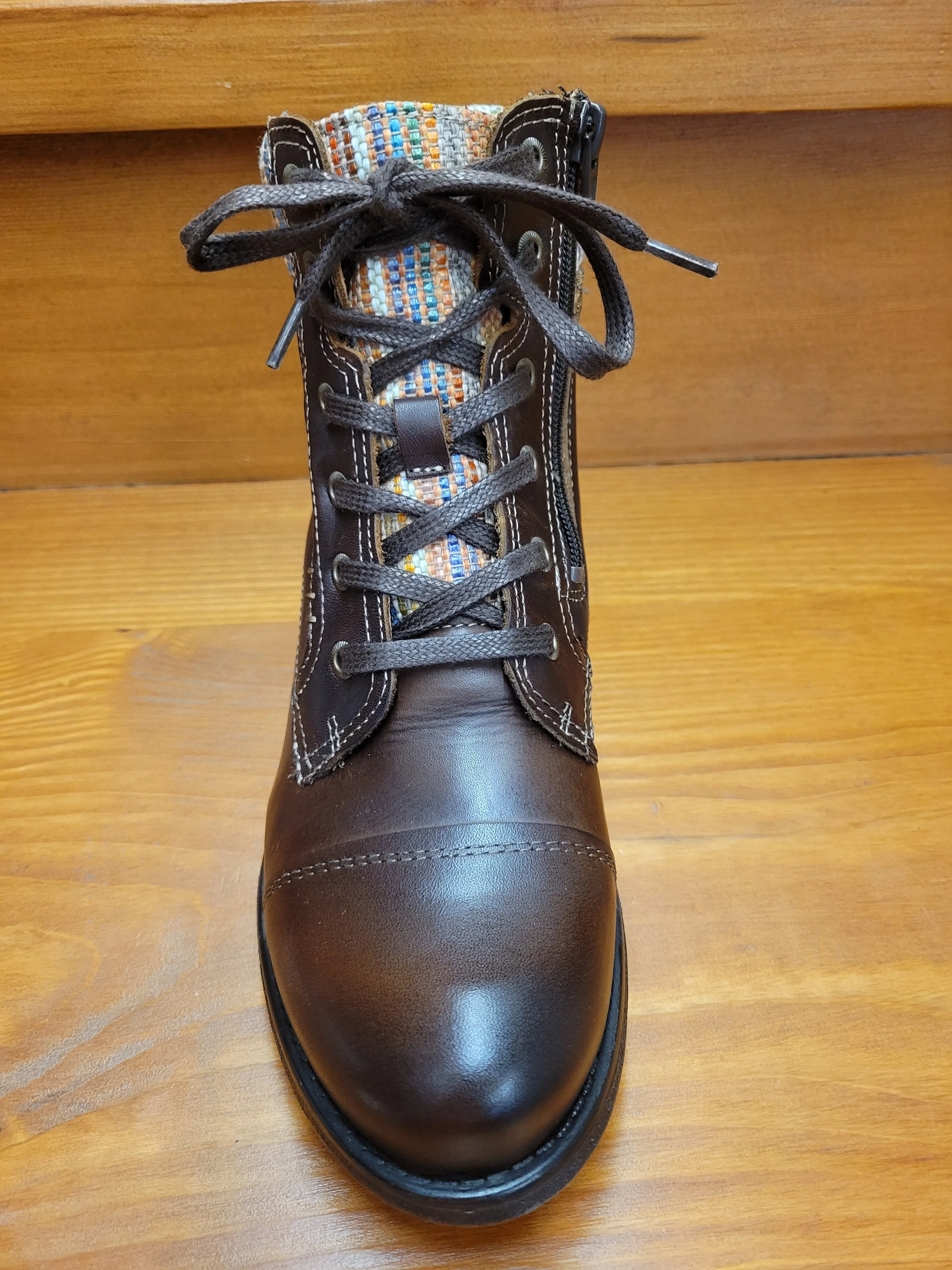 Taos Captain Brown Commuter Friendly