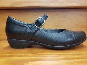 Calm Edge Street Formal Dansko Fawna Black leather