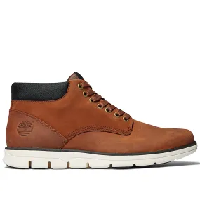Grip Strong Businessman Timberland Bradstreet Chukka Boot