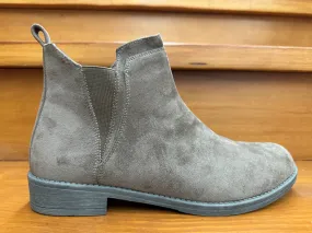 Propet WFV065 Tandy Boot Taupe Suede Hiking Boots