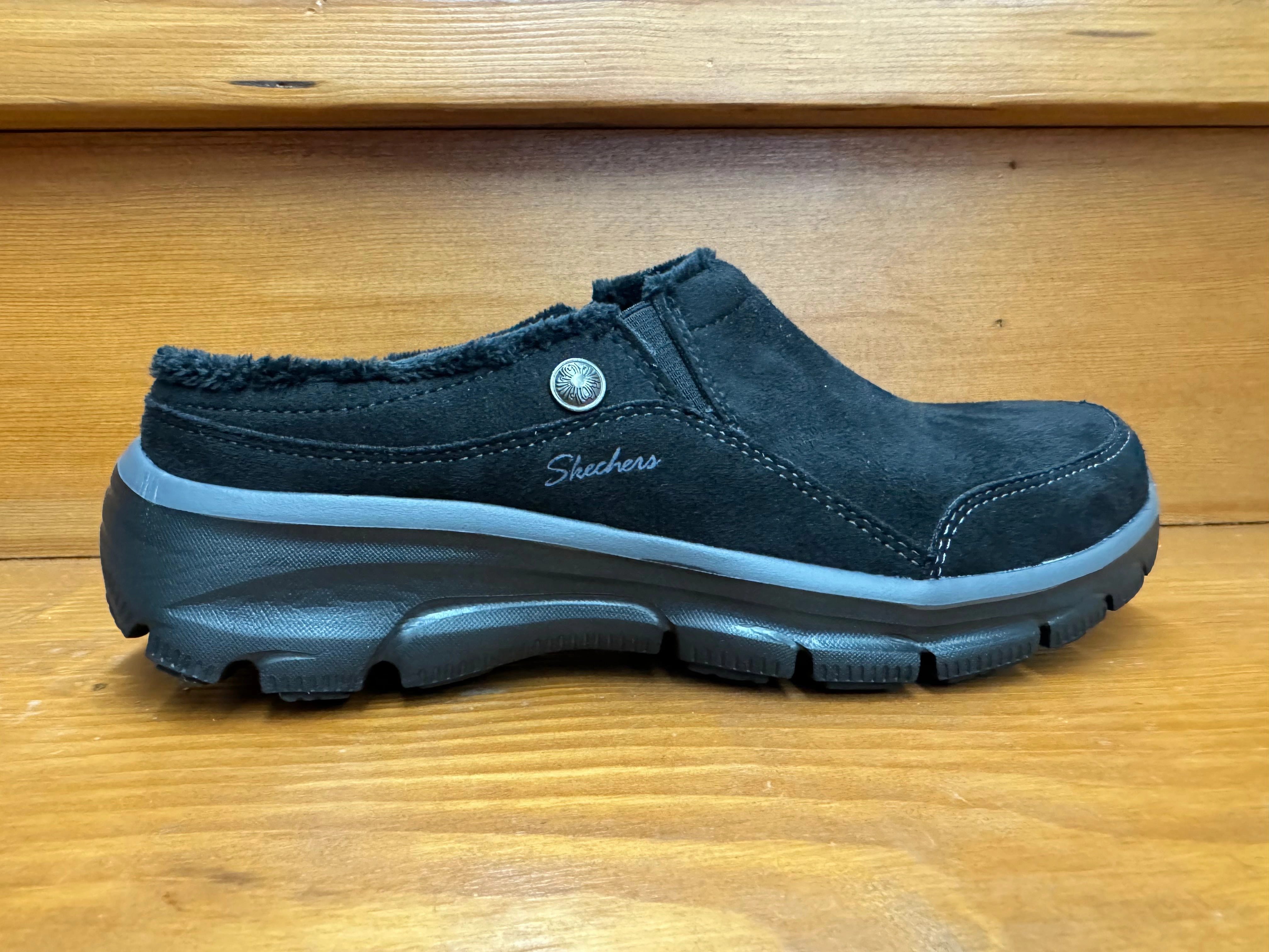 Skechers Easy Going Latte Clog Black 49532 BLK No Breakin Glow Edge