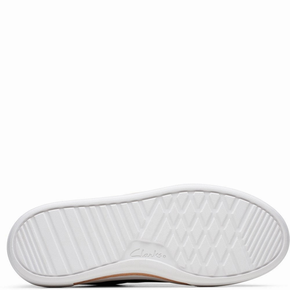 Flexibility Boost Clarks Hollyhock Walk Shoes