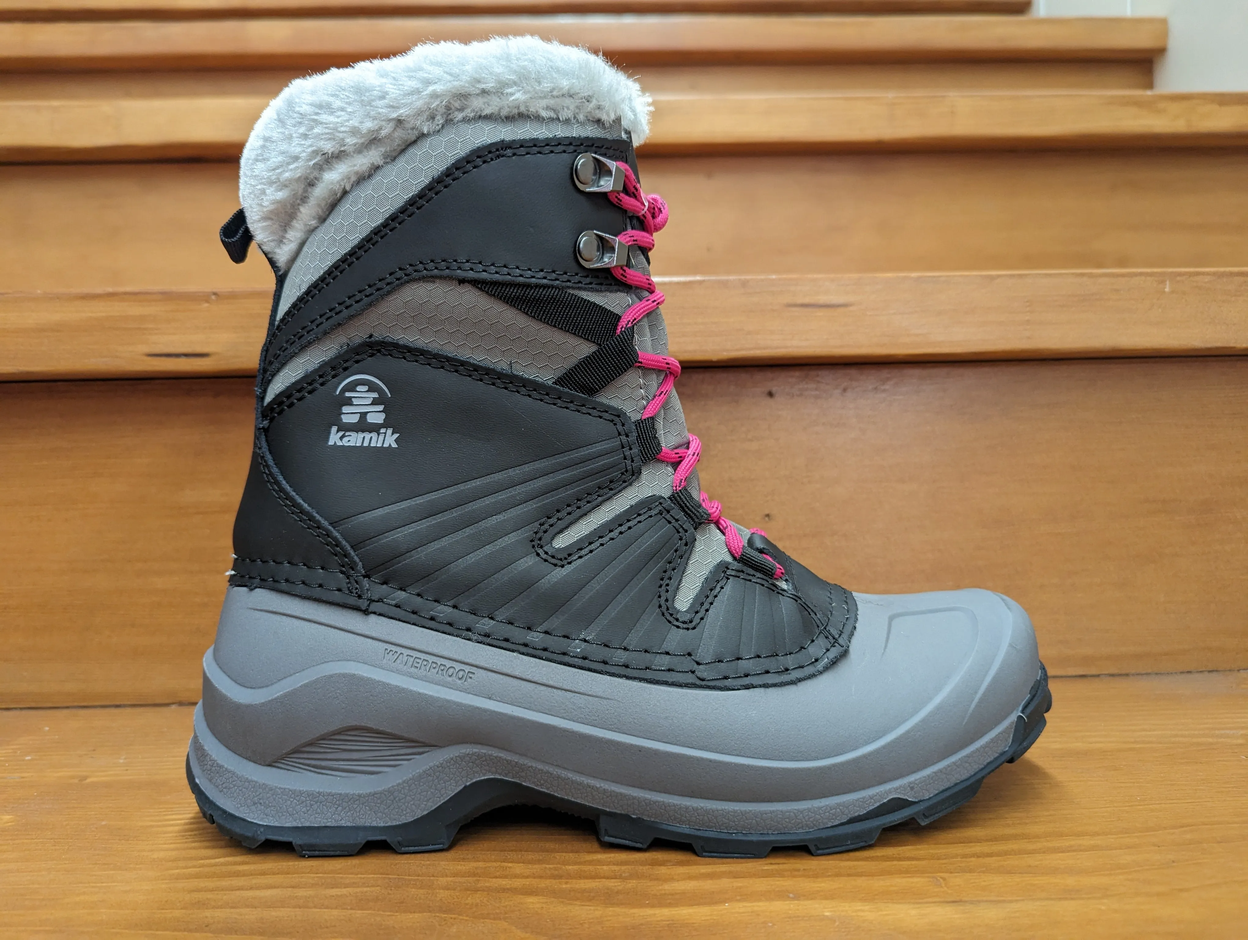 Kamik Iceland F Black/Charcoal WK2266 impact-resistant Slip-Resistant Sole