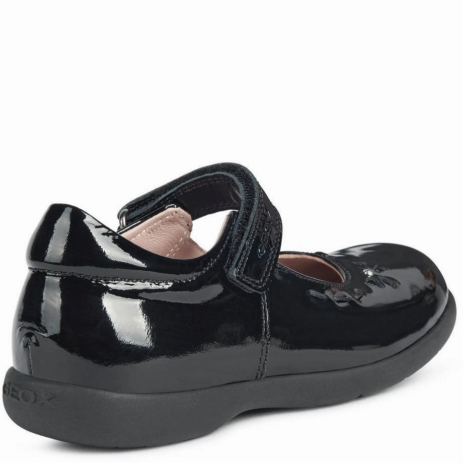 Effortless Style Geox Naimara Infant School Shoes