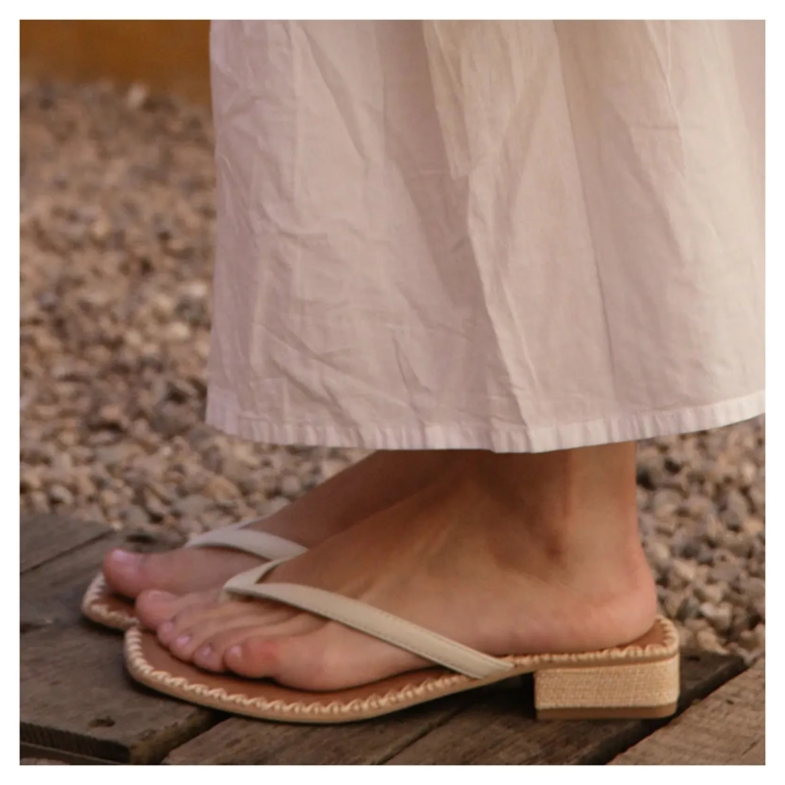 Outdoor Vibes Women's Dolce Vita, Barty Sandal