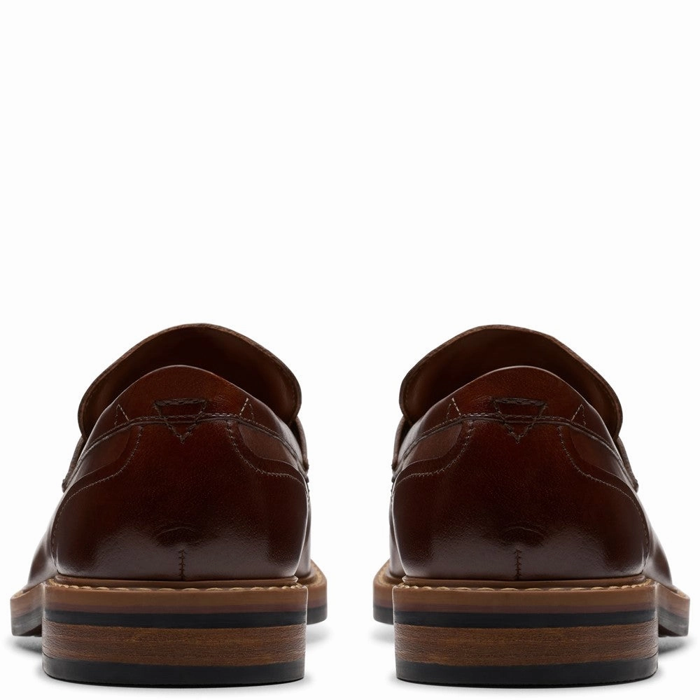 Refined Cut Clarks Aldwin Step Mid Shoes