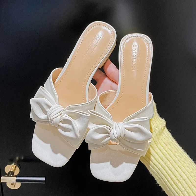 New for summer 2023 Low-heeled slippers for women Fashion brand design casual White bowknot sandals Big yards of shoes 41-43 Slippers Outside