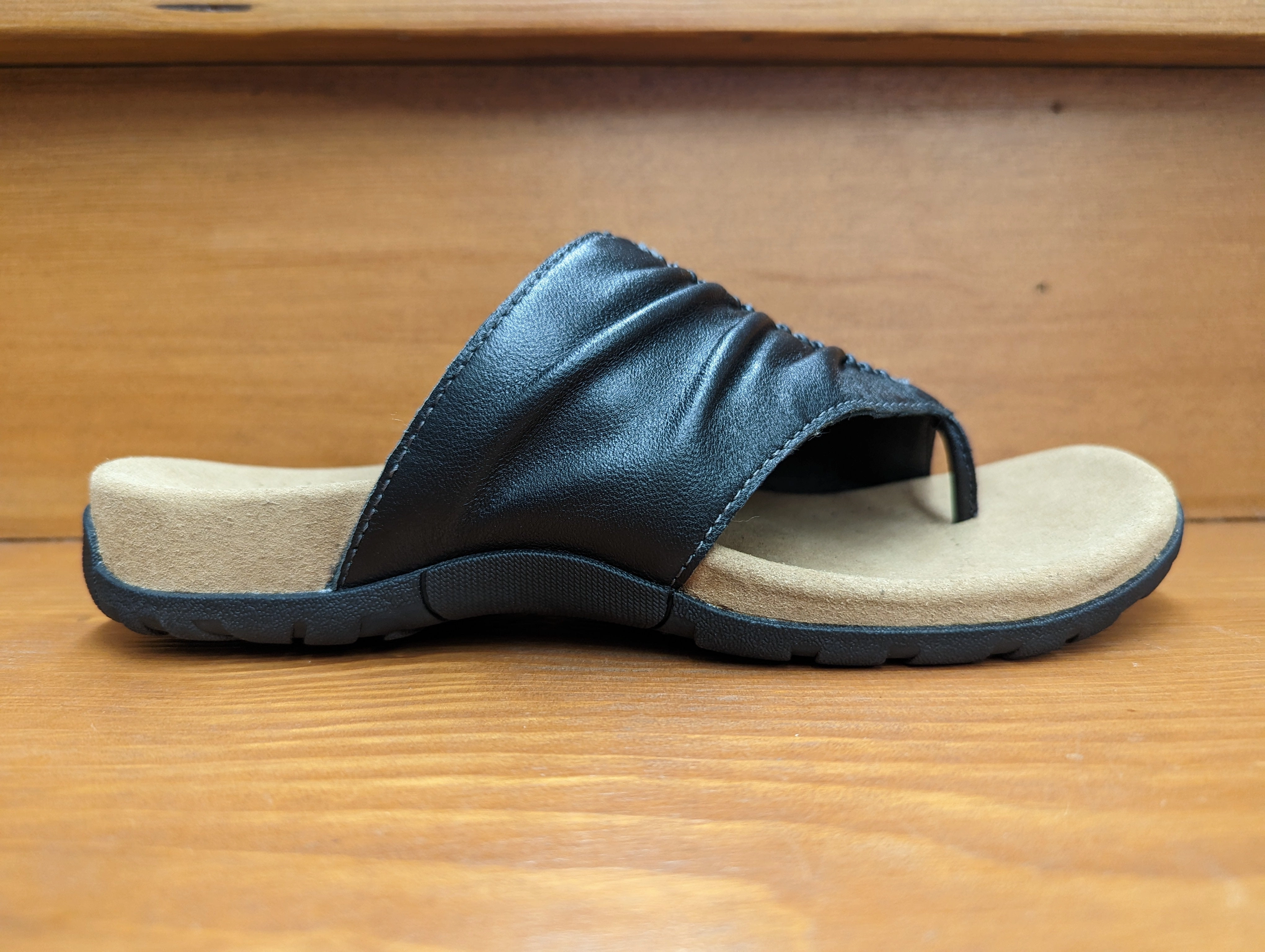 Classic Outdoor Style Summer Footwear Taos Gift 2 Black leather