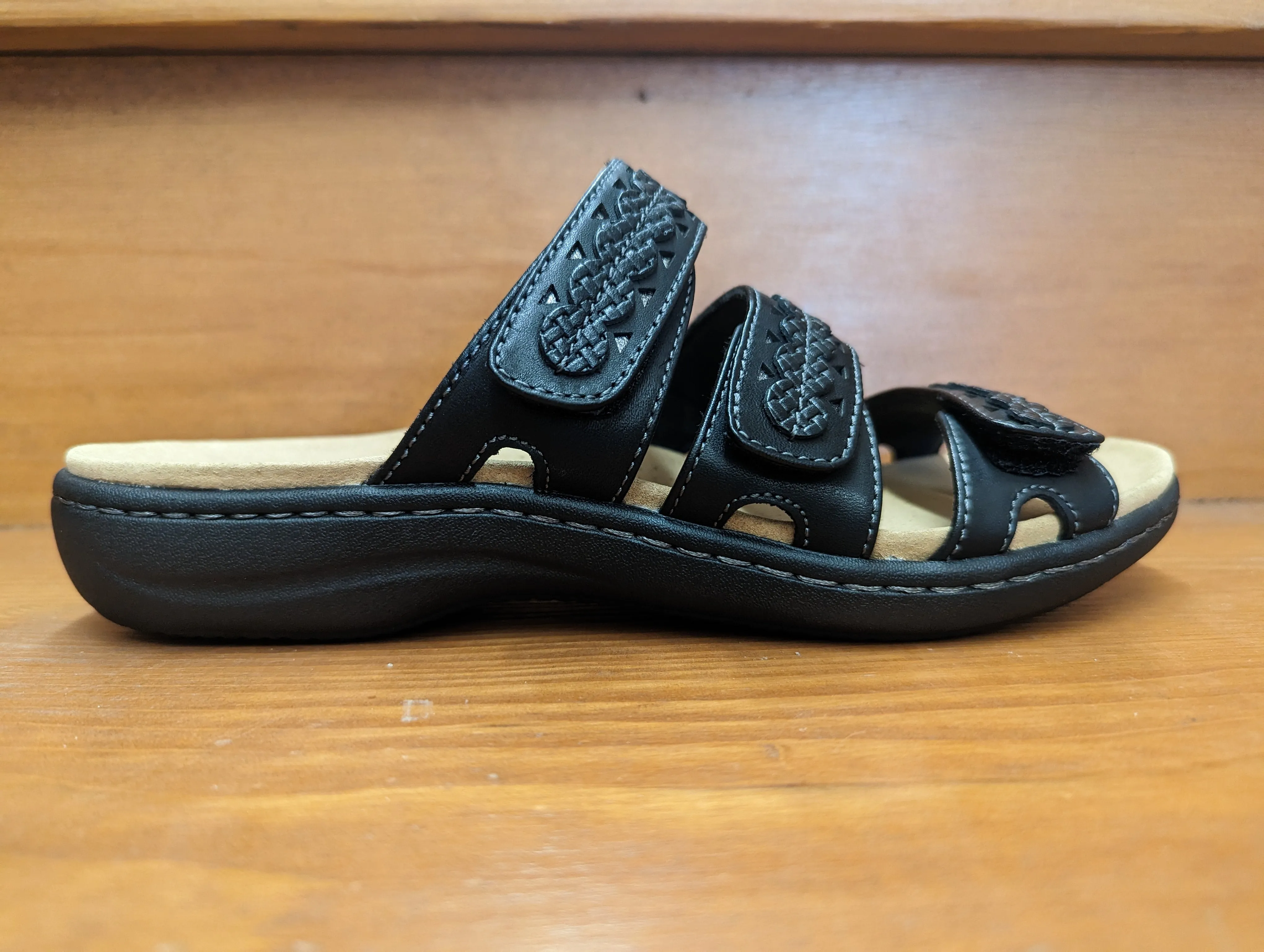 Clarks Lauriann Cove Black 26164834 Suede Outdoor Comfort