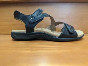 Taos Big Time Black Sleek Casual Flats