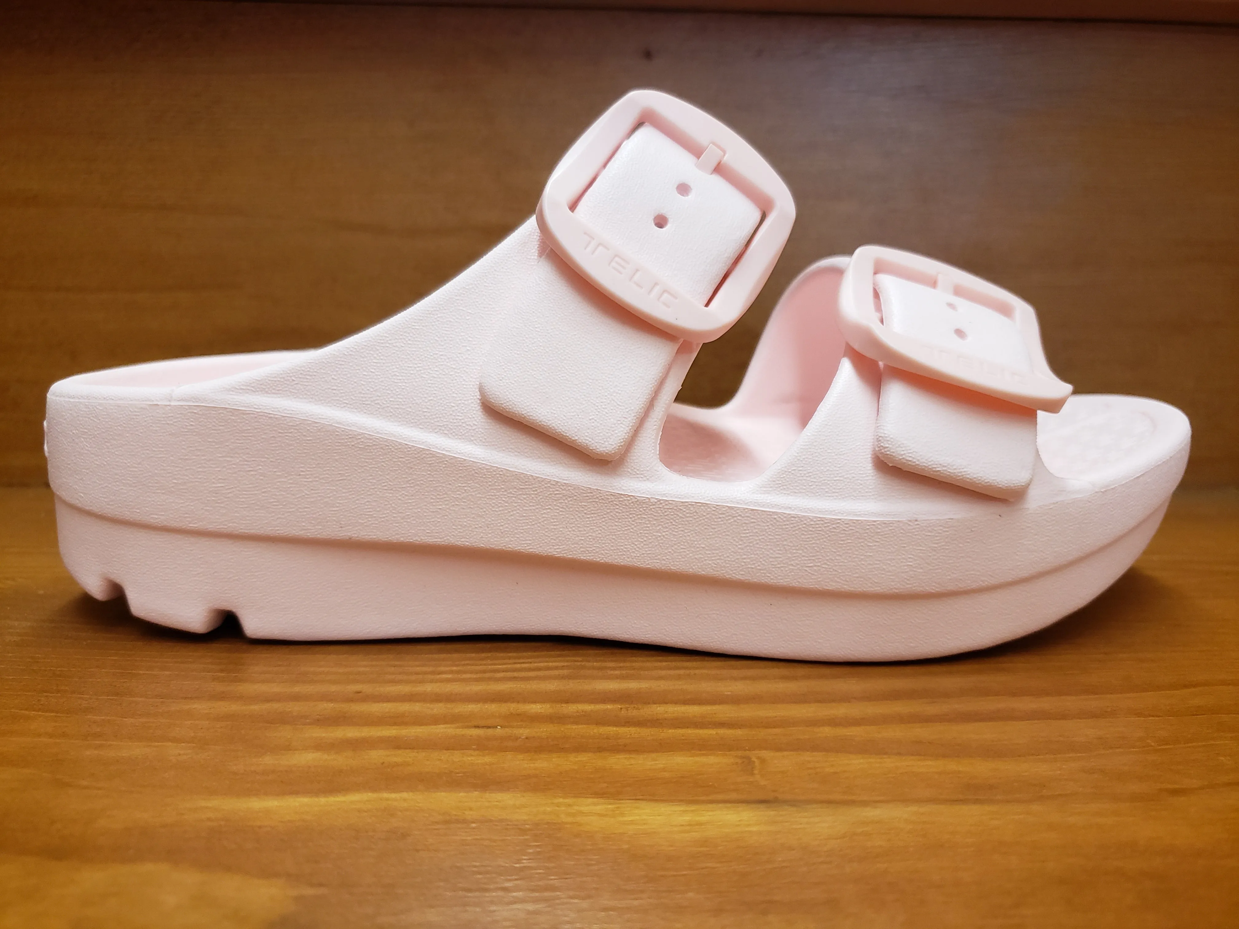 Full Range active shoes Telic Boise Bliss Rose Quartz