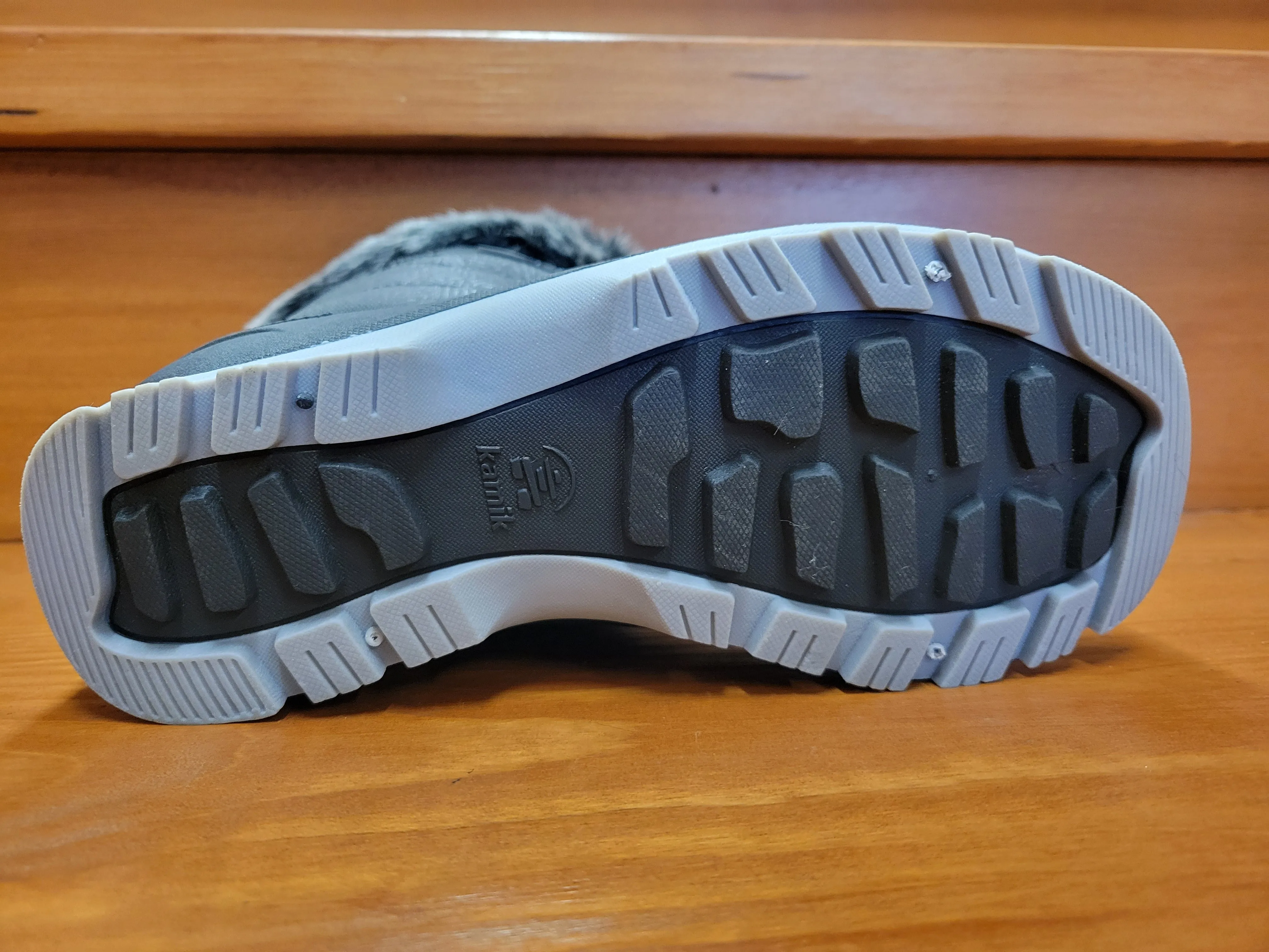 Kamik Momentum Lo 2 Charcoal NK2472 Fast Step