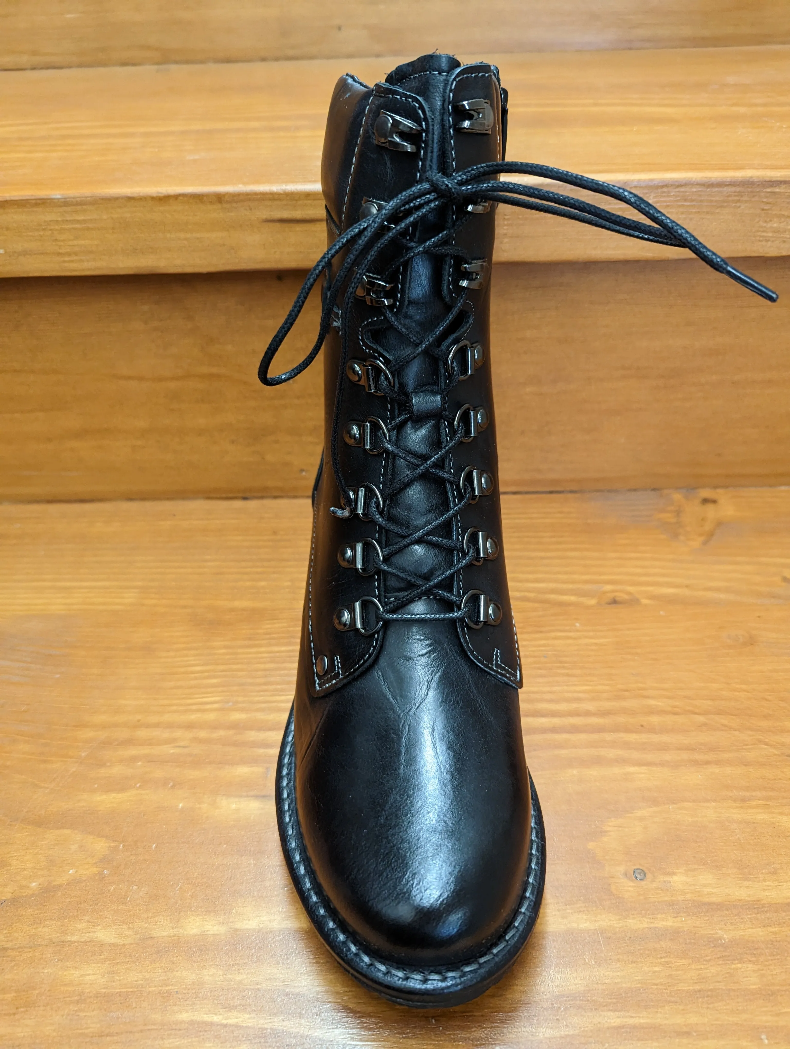 Taos Dreamer Black Block Heel