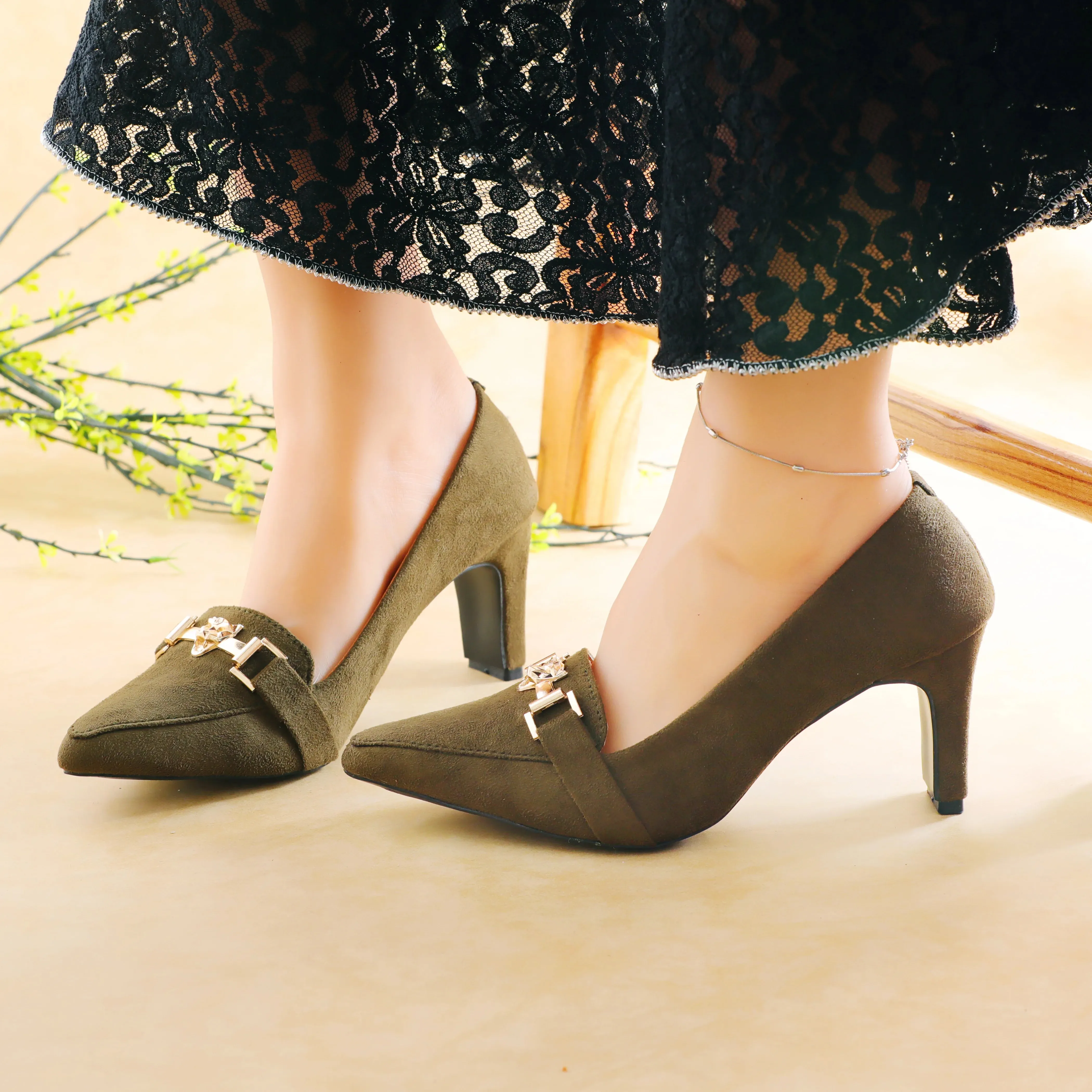 Debon Olive women court shoes Asics Shoes Gel Quantum 360