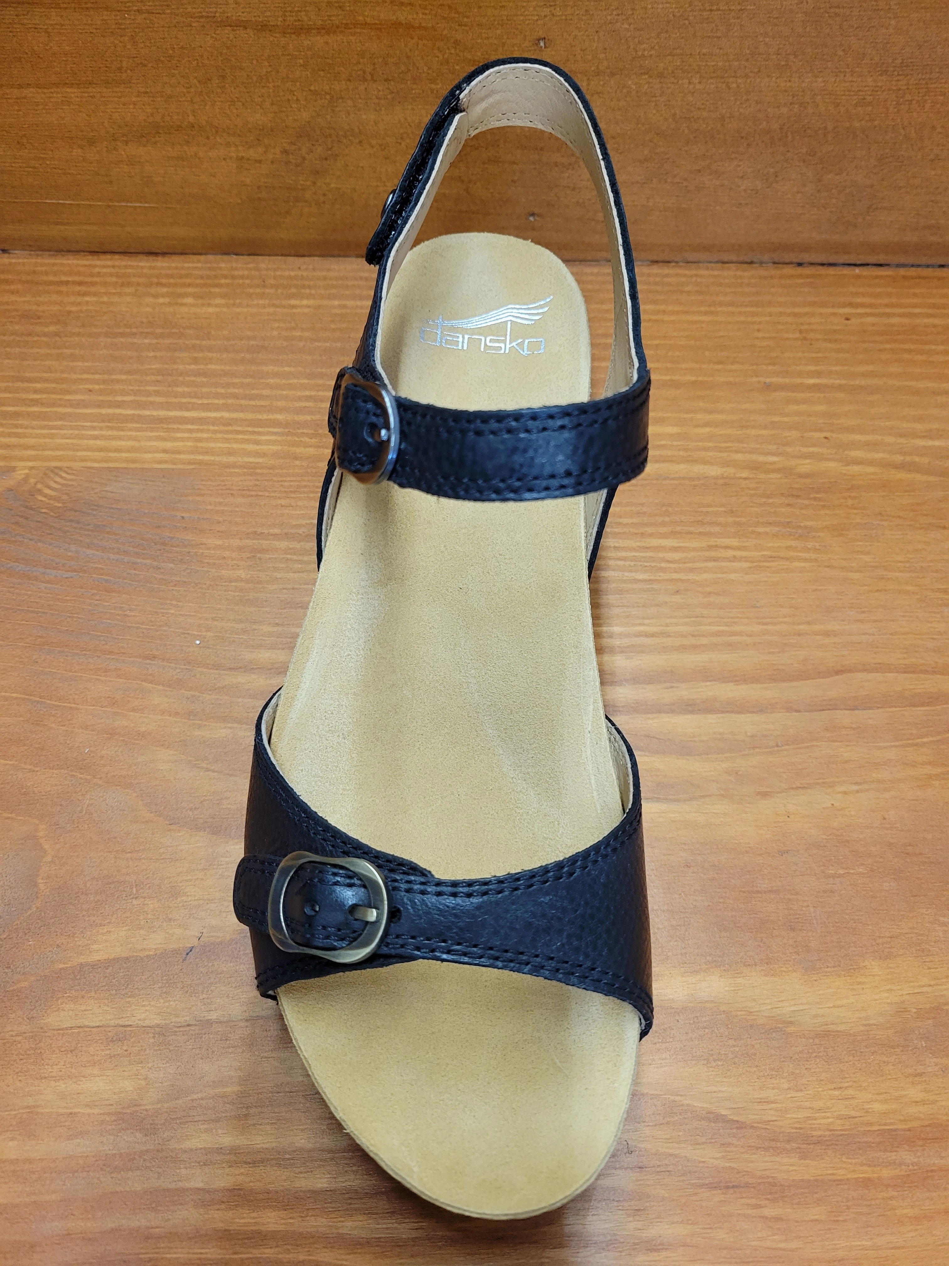 Hill Walk Sleek Look Dansko Tricia Black