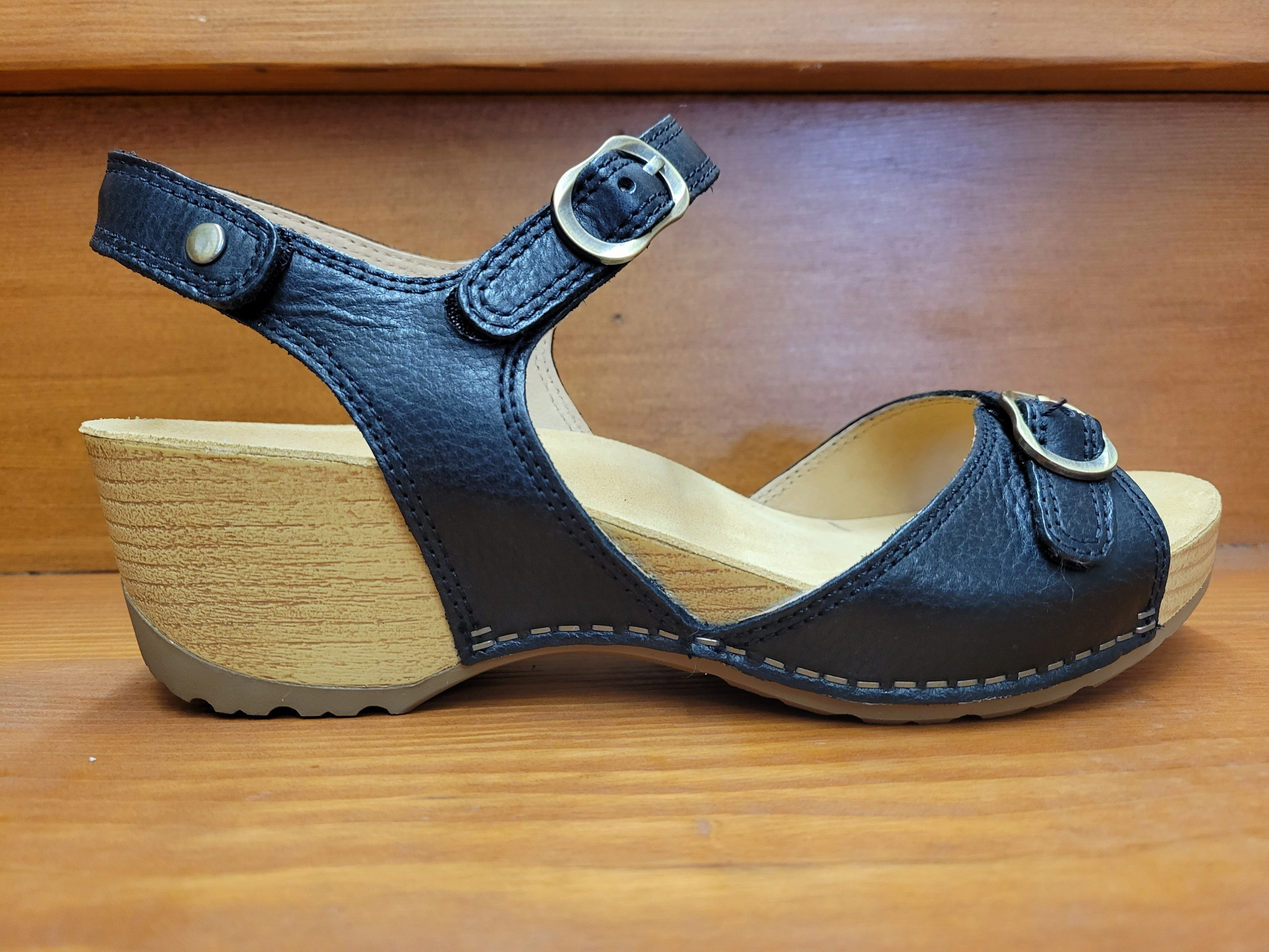Tropical Glow Dansko Tricia Black