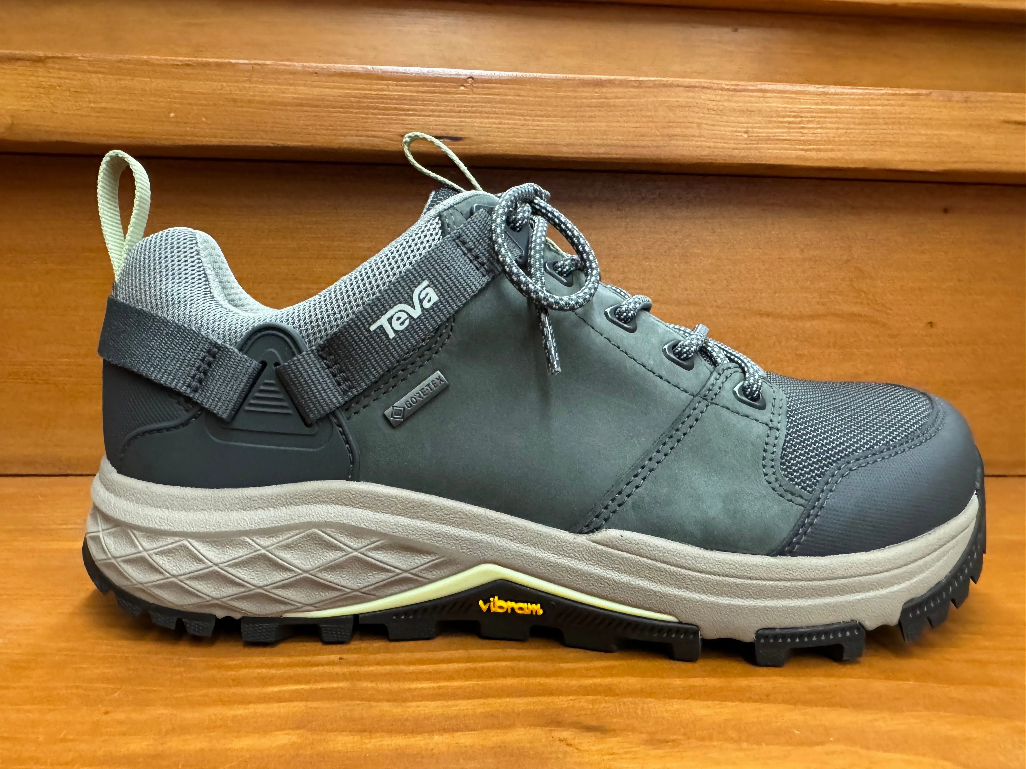 Storm Step Everyday Comfort Teva Grandview GTX Low Dark Shadow/ Moon Mist 1134030 DSMM