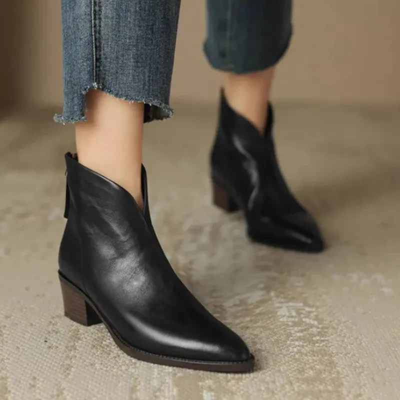 Black Pointy Boots Leandra | Womens Leather Boots