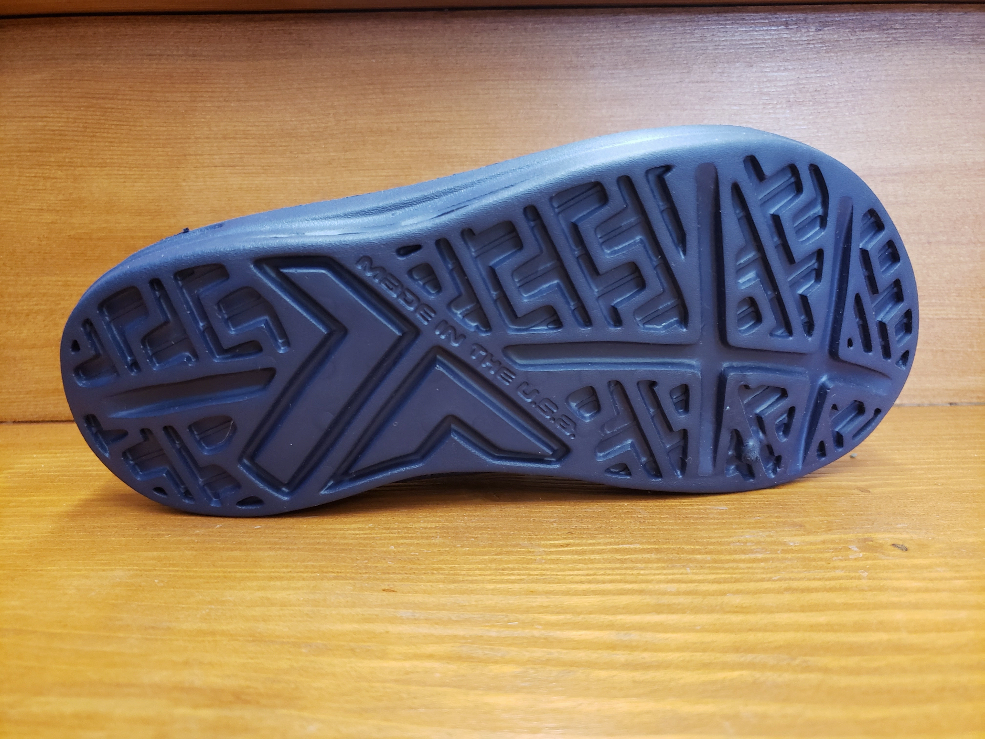 Telic Slide Ocean Light Design