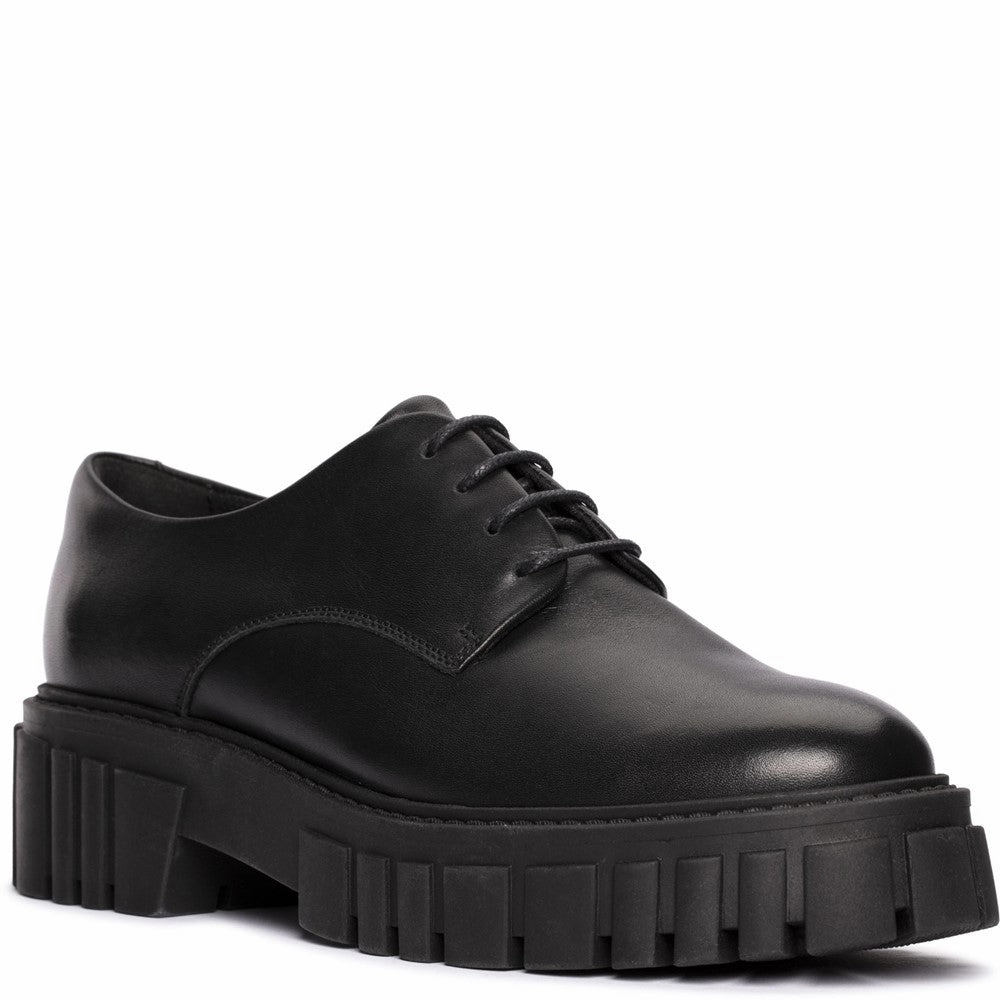 Rain Step Weekend Escape Clarks Page Walk Shoes