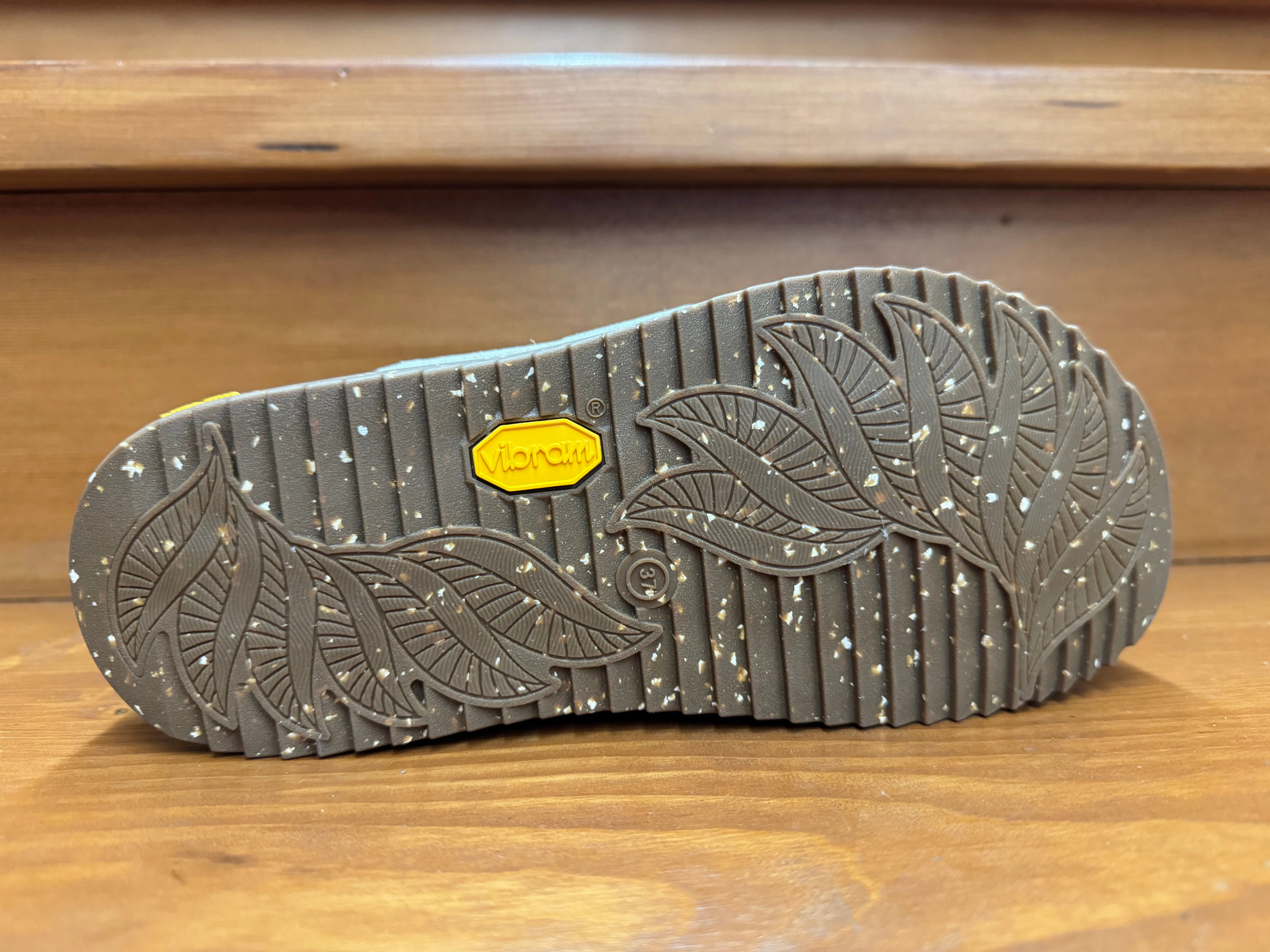 Quiet Shade Dansko Daniella Taupe Suede