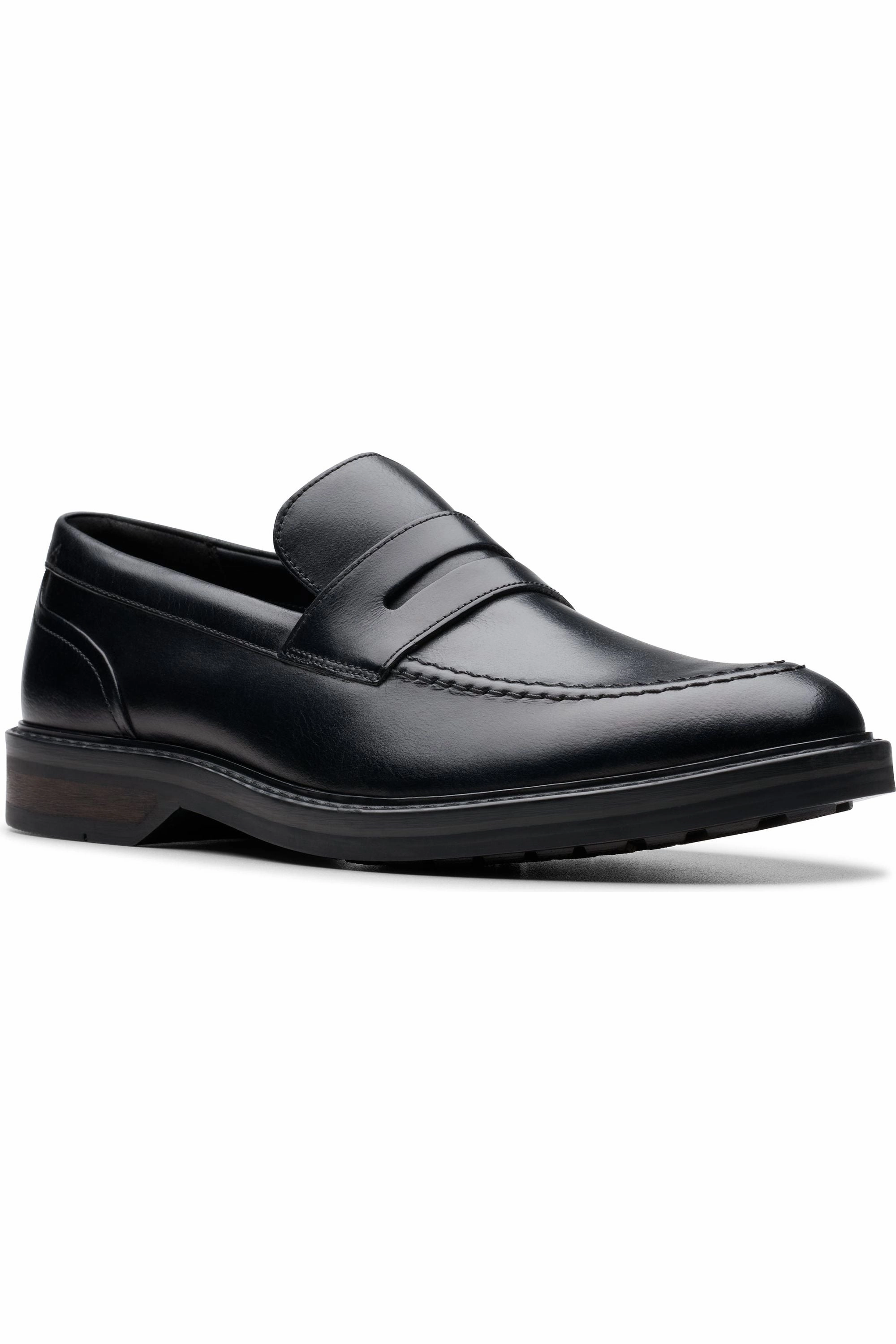 Silent Luxe Modern Edge Clarks Aldwin Step in Black Leather