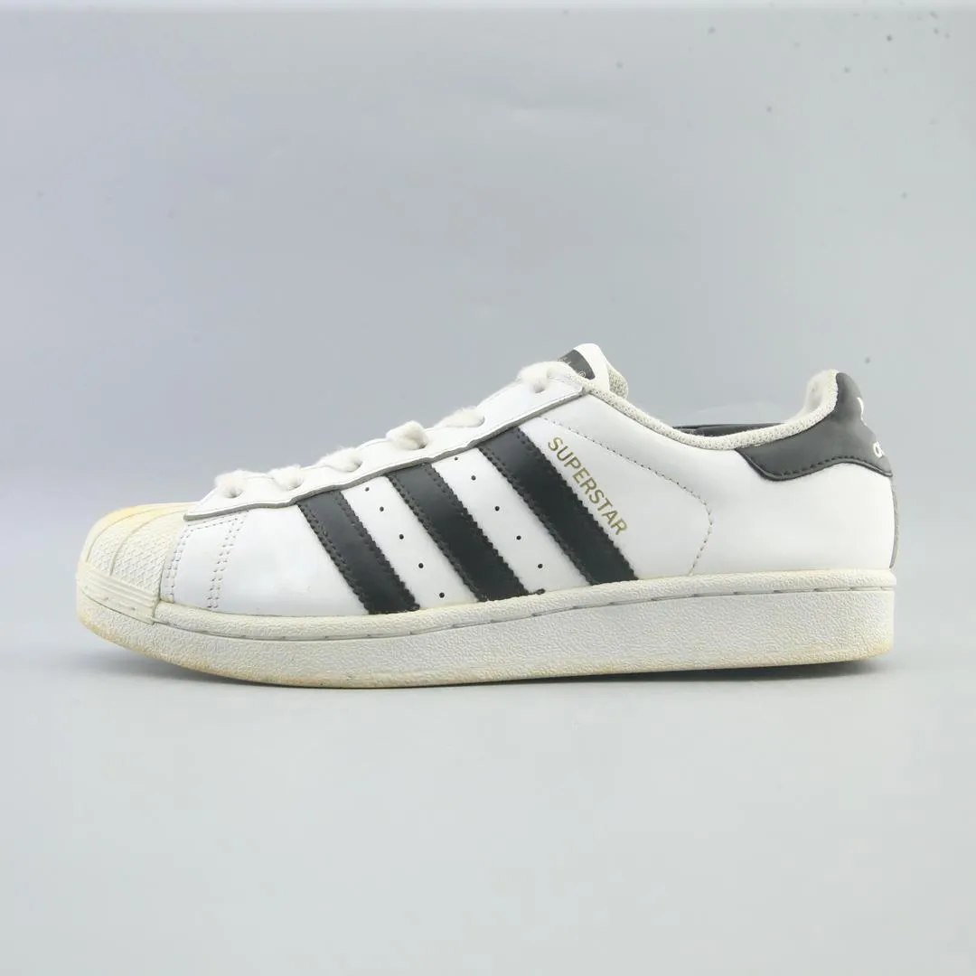 Casual Shoes Vs Running Shoes ADIDAS SUPERSTAR