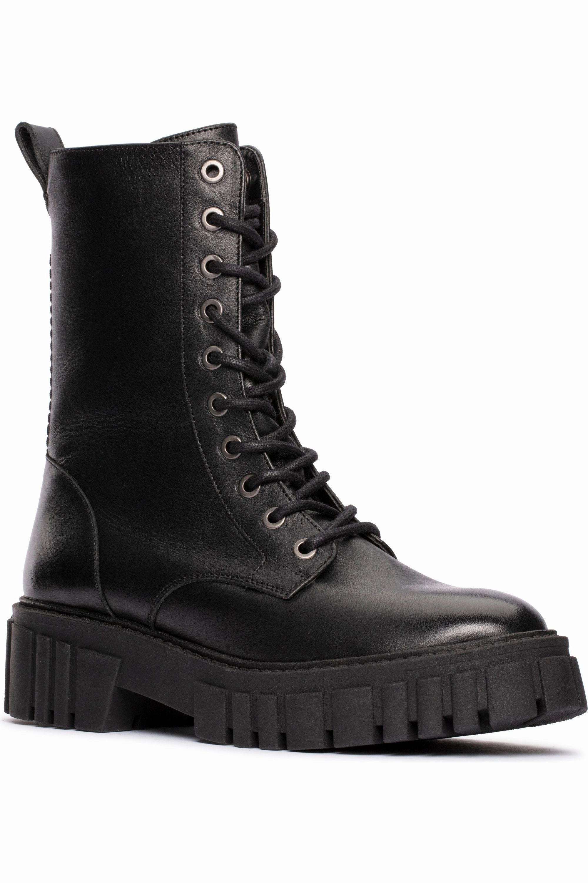 Clarks Page Lace boot in Black Leather Holiday Go