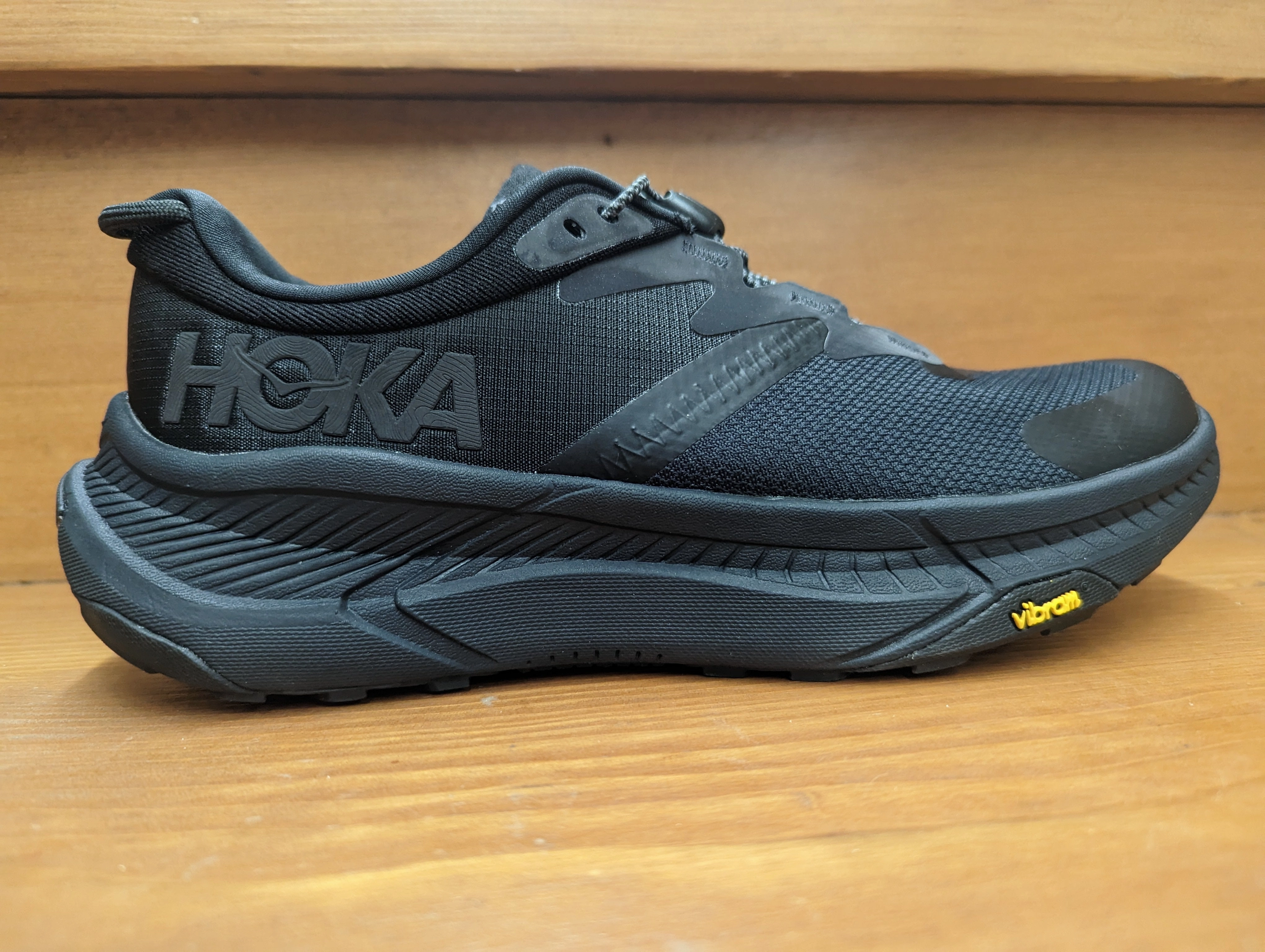 Hoka Transport Black/Black 1123154 BBLC loops